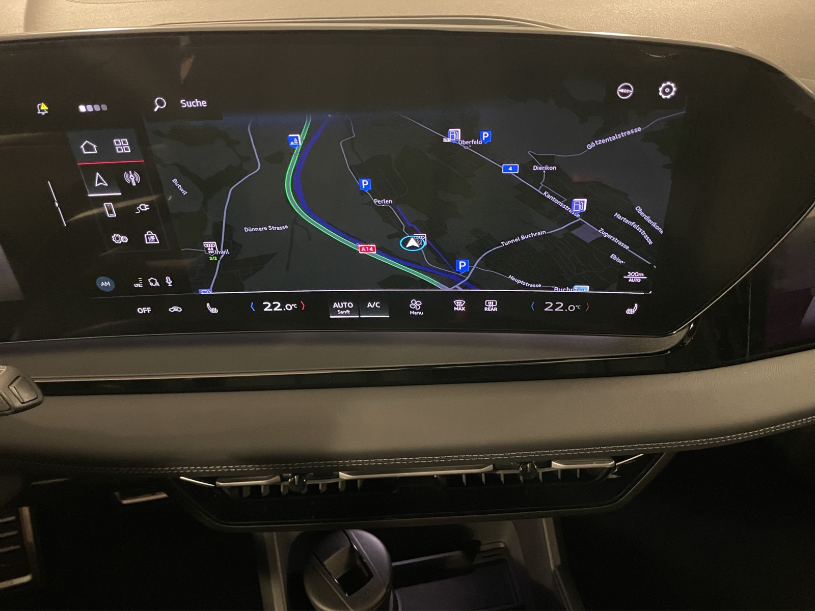 AUDI Q6 e-tron quattro-image-10