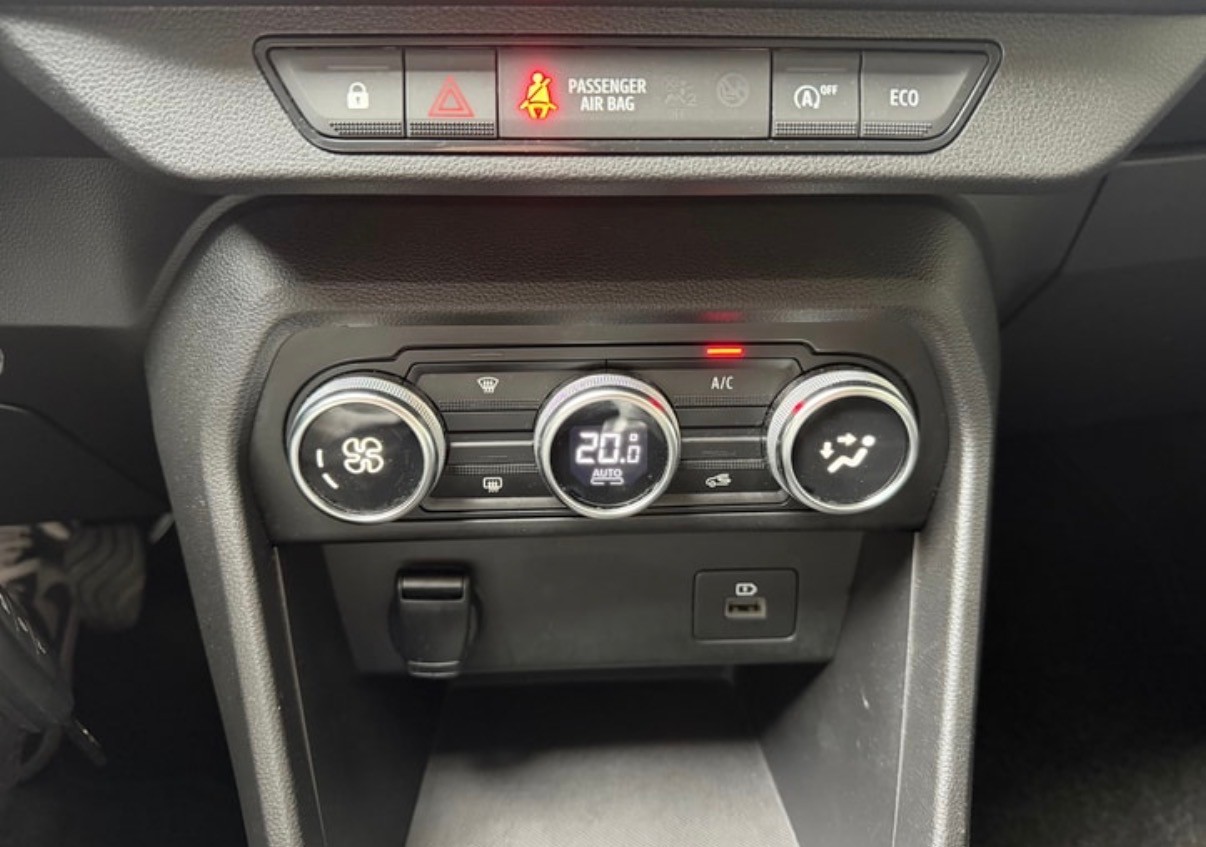 DACIA Sandero Stepway TCe 90 Comfort-image-12
