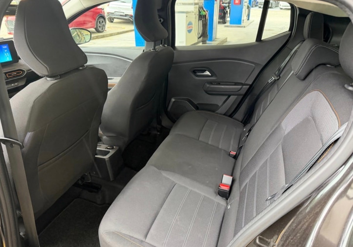 DACIA Sandero Stepway TCe 90 Comfort-image-6