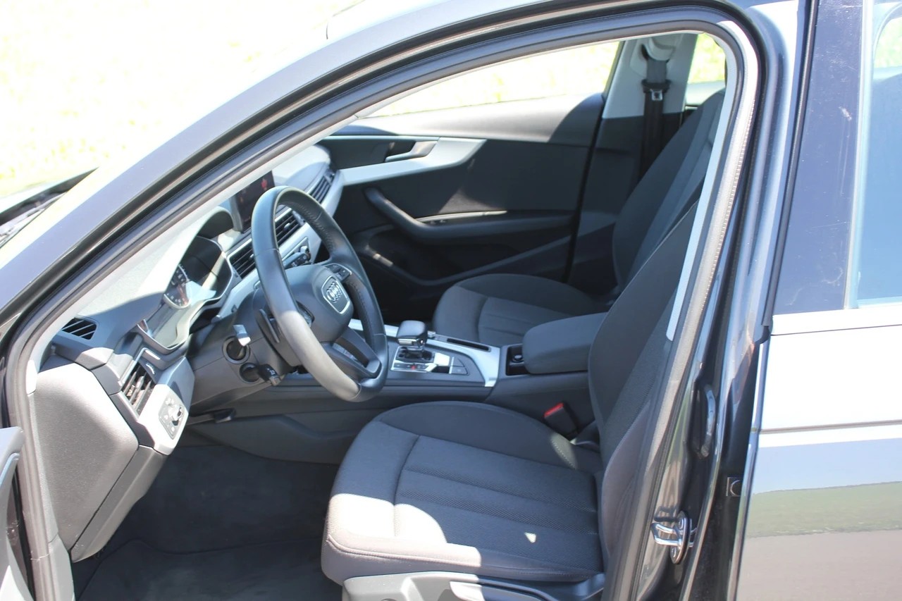 AUDI A4 Avant 2.0 TDI Sport S-tronic-image-7