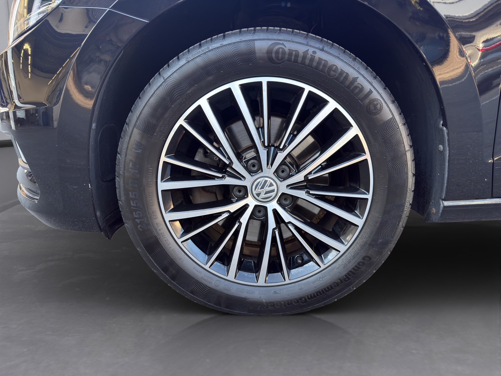 VW Touran 1.4 TSI BlueMotion Technology Highline DSG-image-8