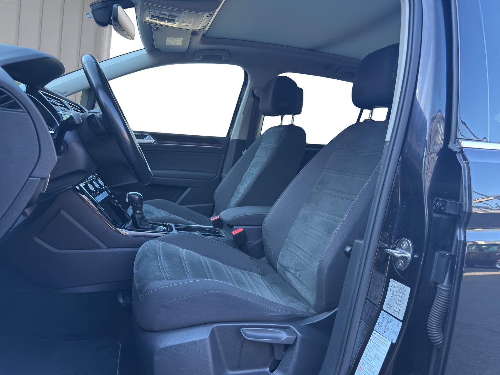 VW Touran 1.4 TSI BlueMotion Technology Highline DSG-image-9