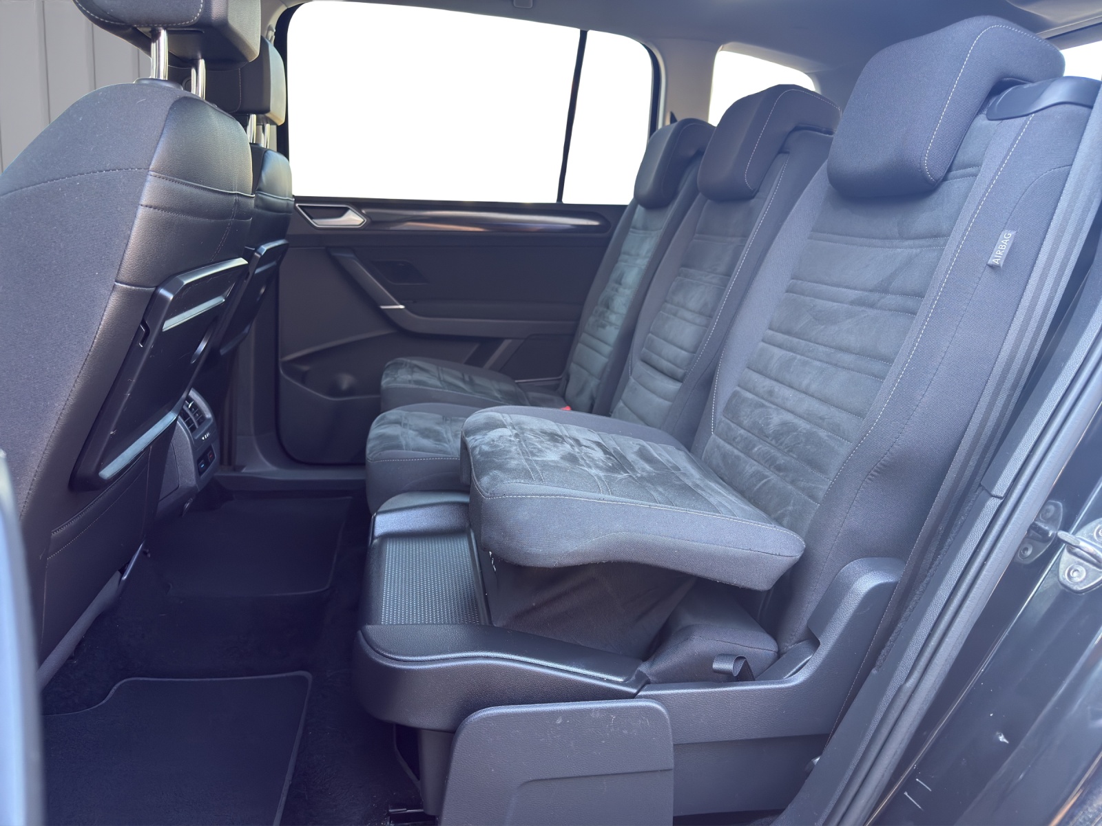 VW Touran 1.4 TSI BlueMotion Technology Highline DSG-image-10