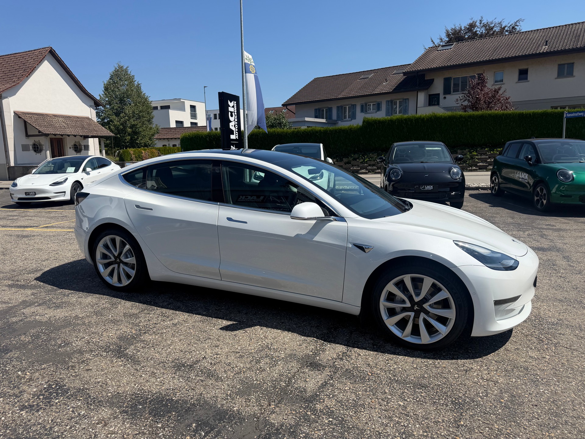 TESLA Model 3 Long Range Dual Motor AWD-image-4