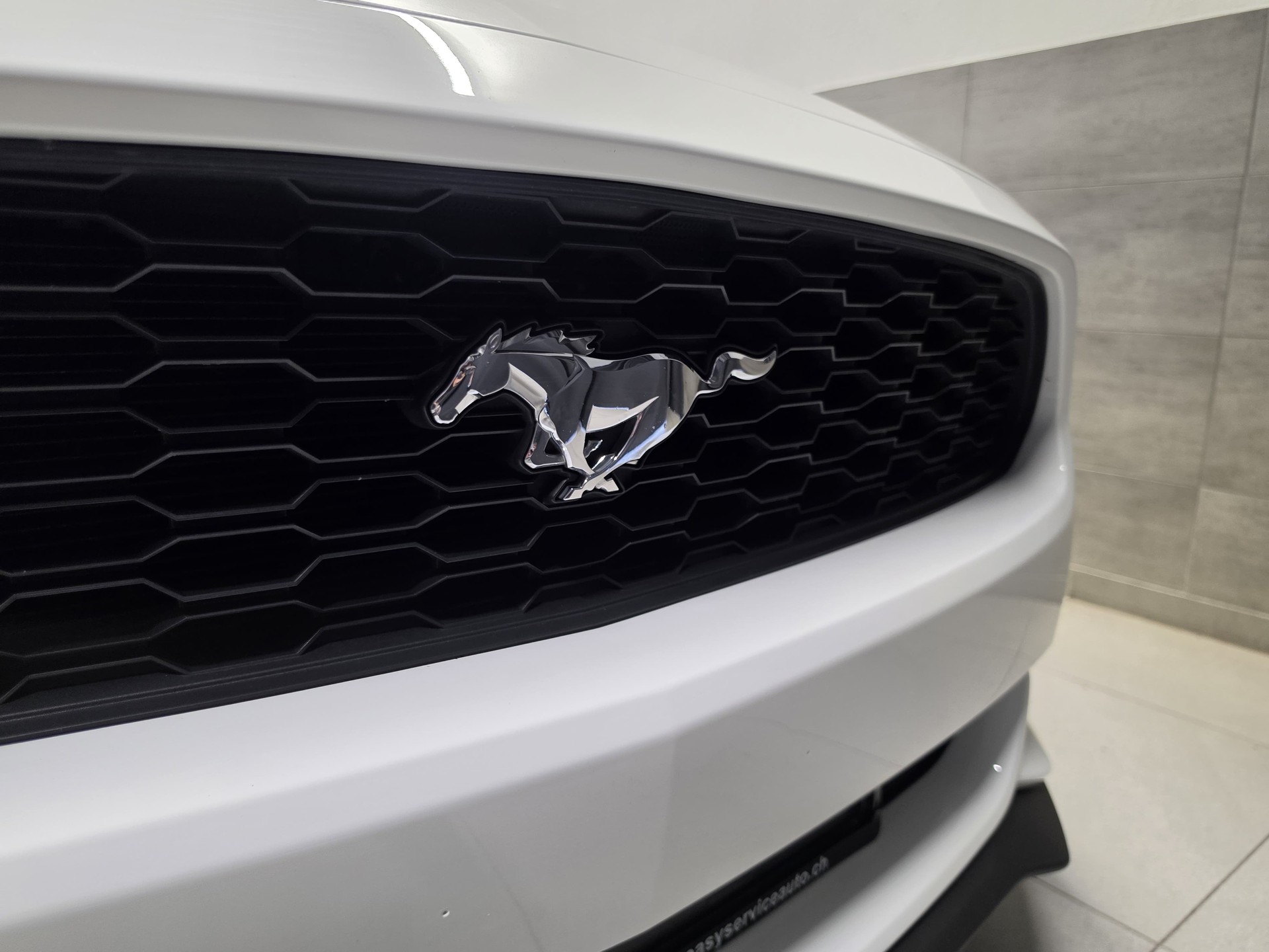 FORD Mustang Fastback 2.3 Automat (35)-image-14