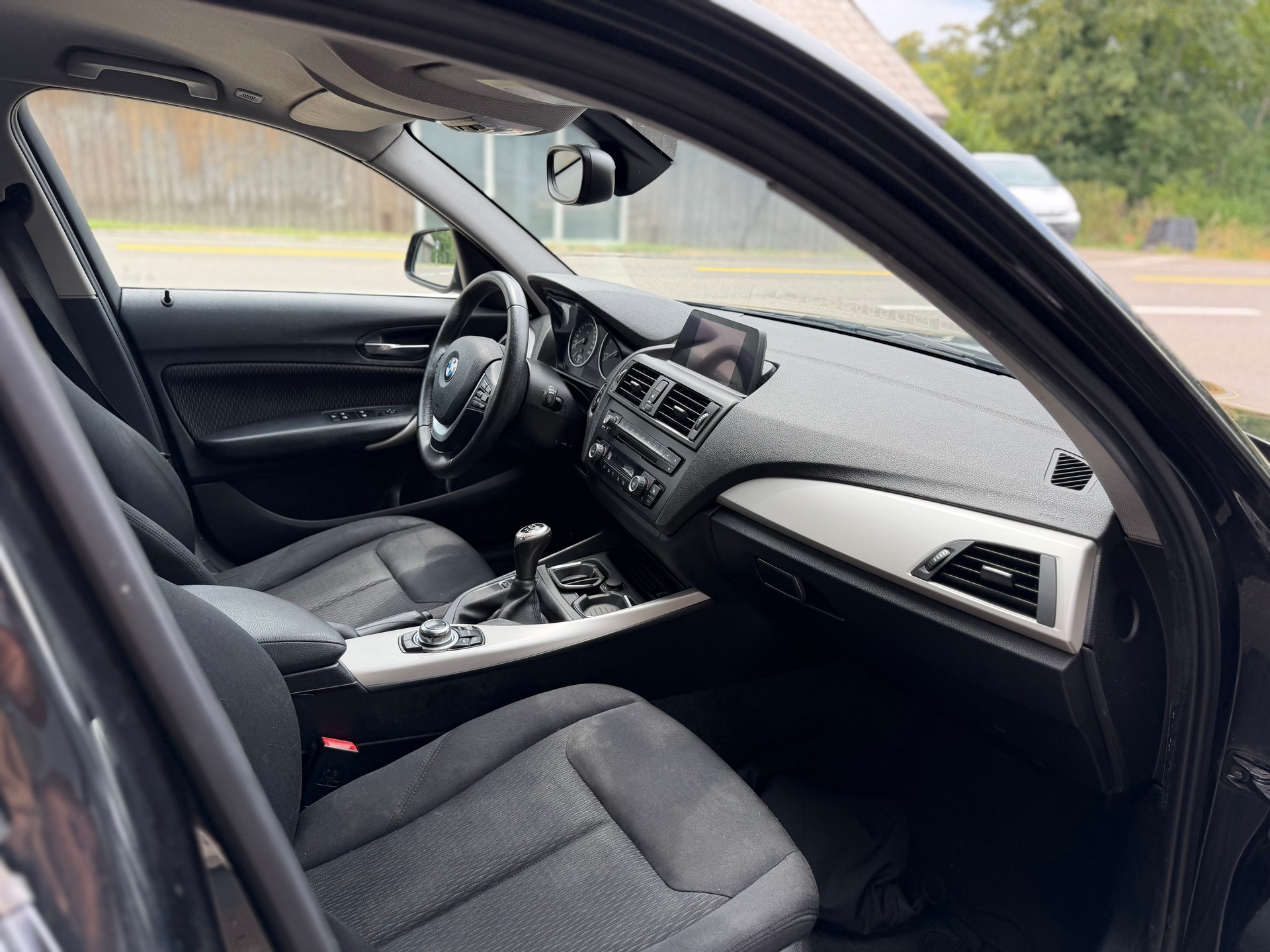 BMW 116d Efficient-Dynamics Edition Urban Line-image-6