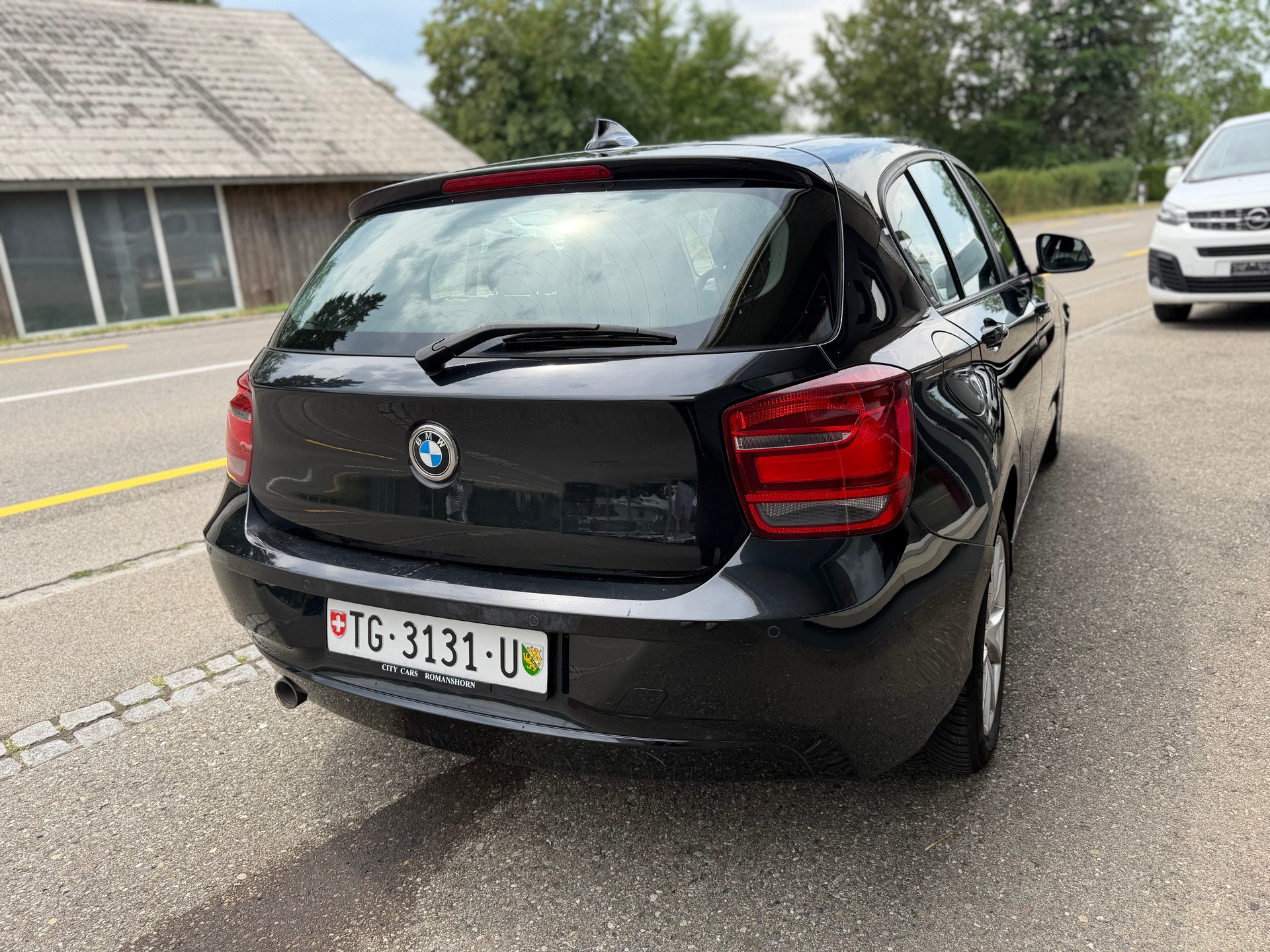 BMW 116d Efficient-Dynamics Edition Urban Line-image-2