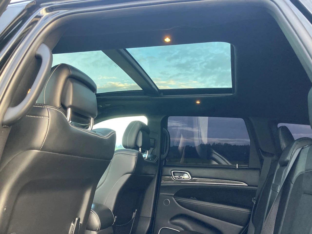 JEEP Grand Cherokee 6.4 V8 HEMI SRT8 Automatic-image-9