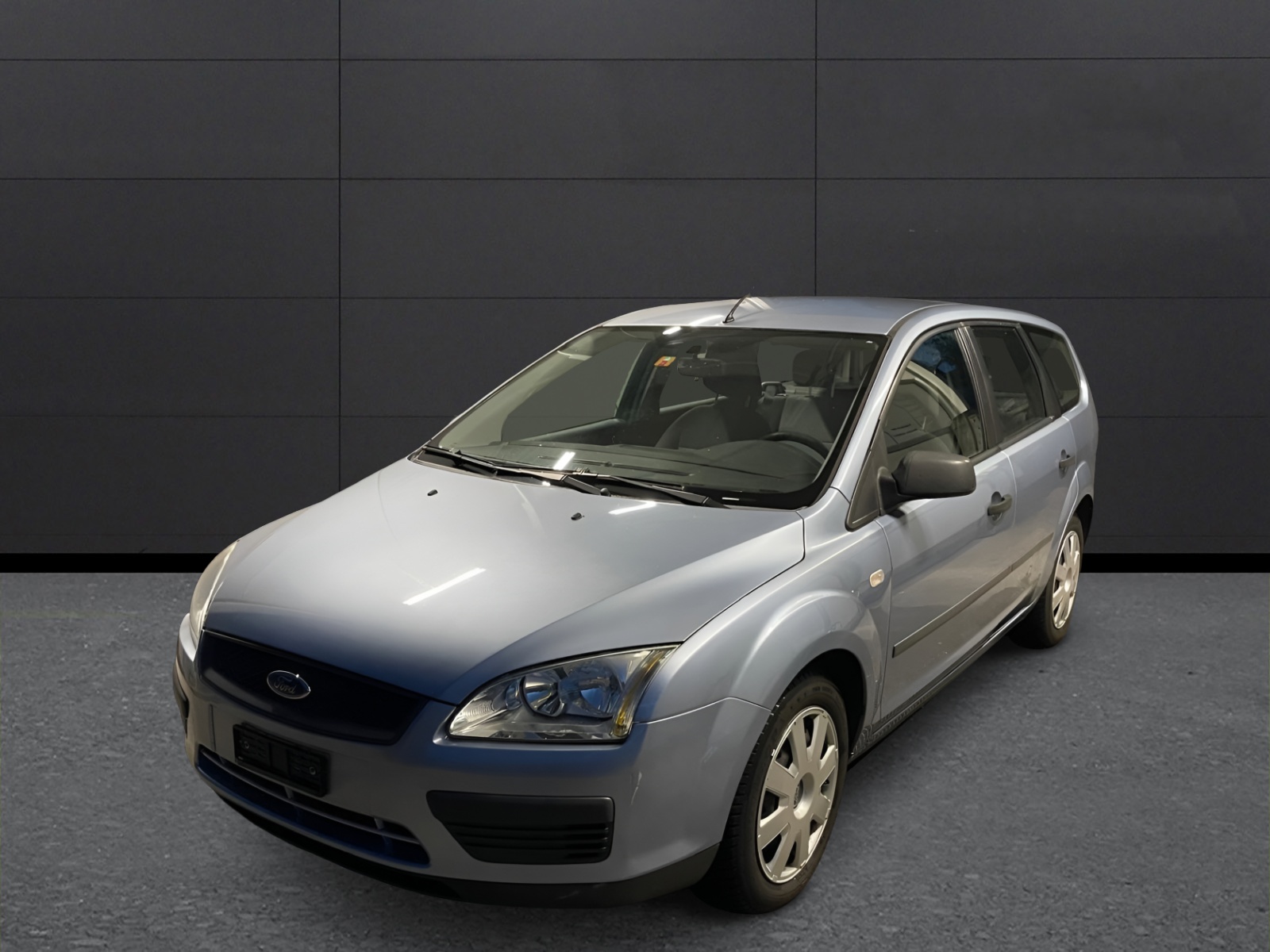 FORD Focus 2.0i 16V-image-0