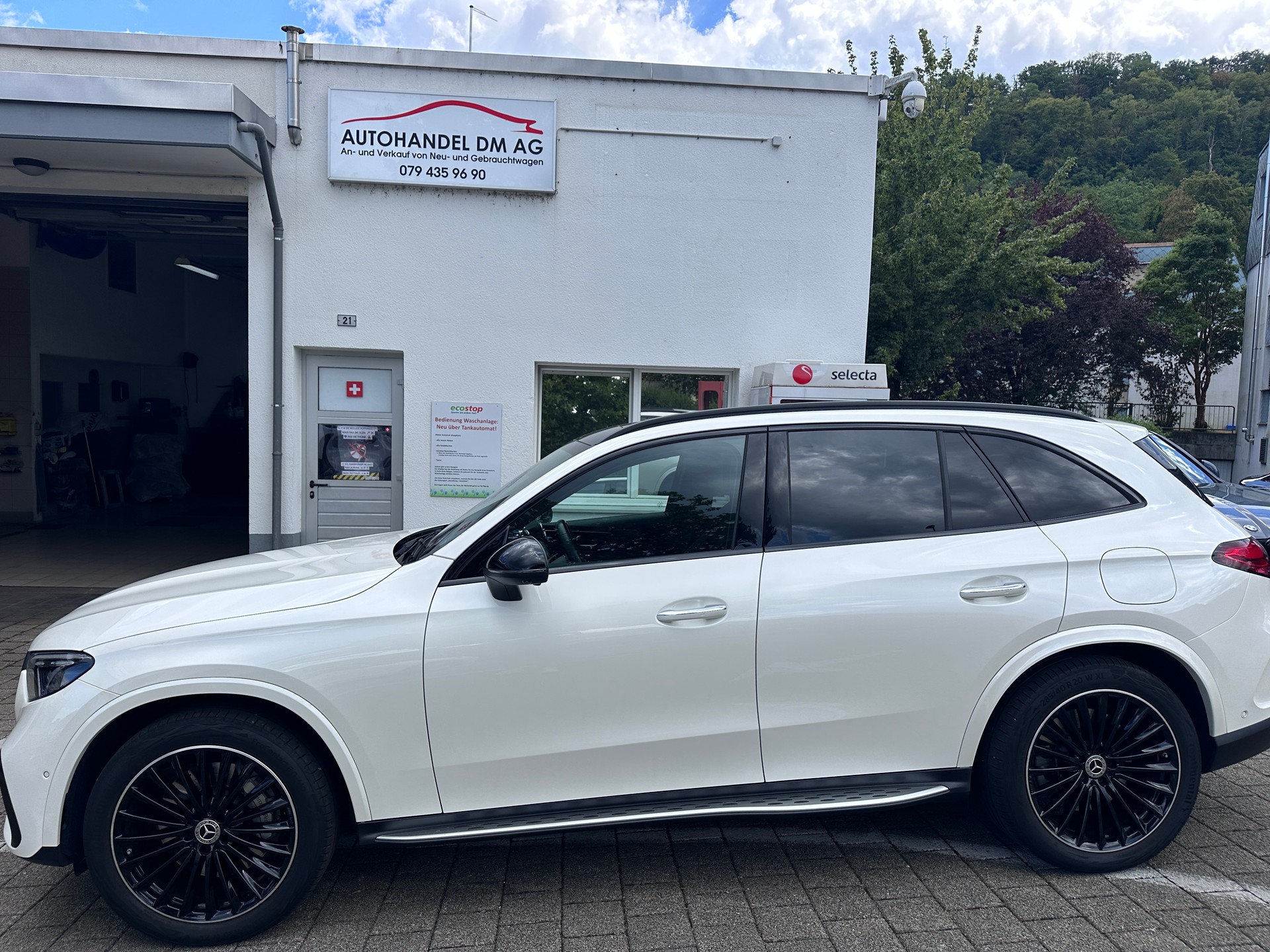 MERCEDES-BENZ GLC 400 e 4Matic 9G-Tronic-image-2