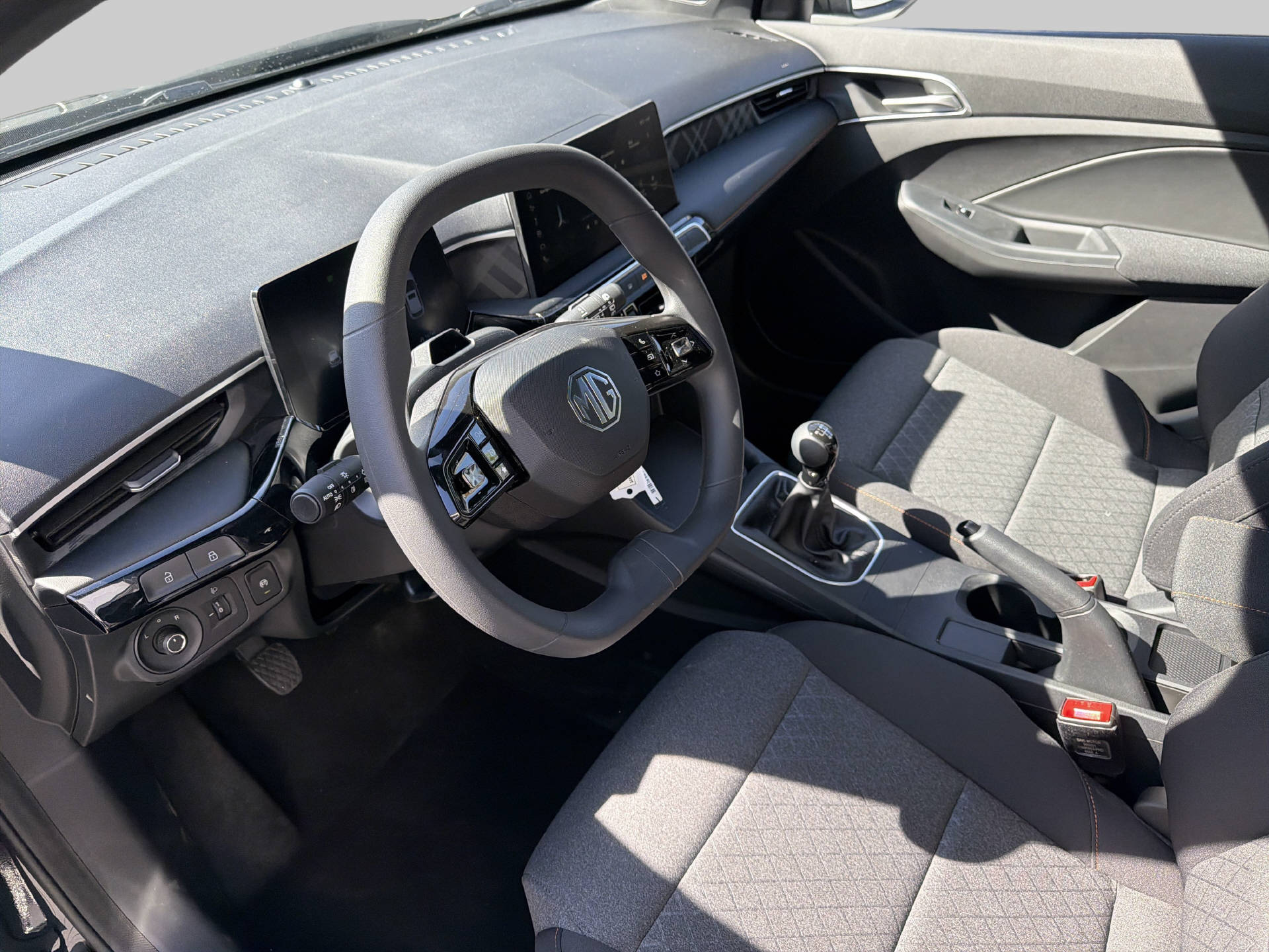 MG 3 1.5 Standard-image-5