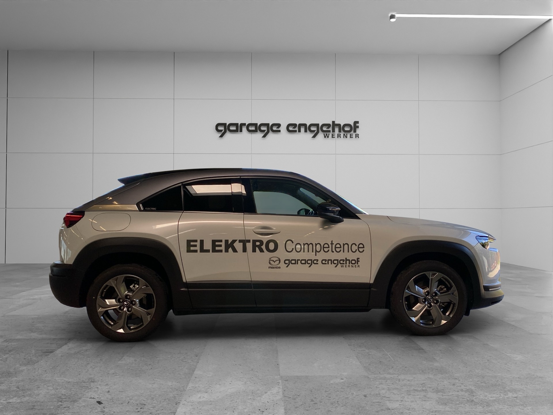 MAZDA MX-30 e-Skyactiv Revolution-image-7