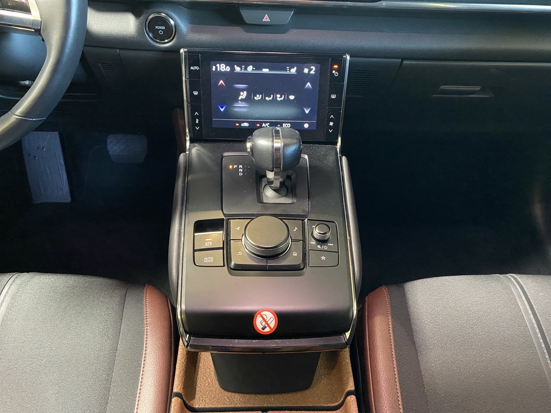 MAZDA MX-30 e-Skyactiv Revolution-image-12