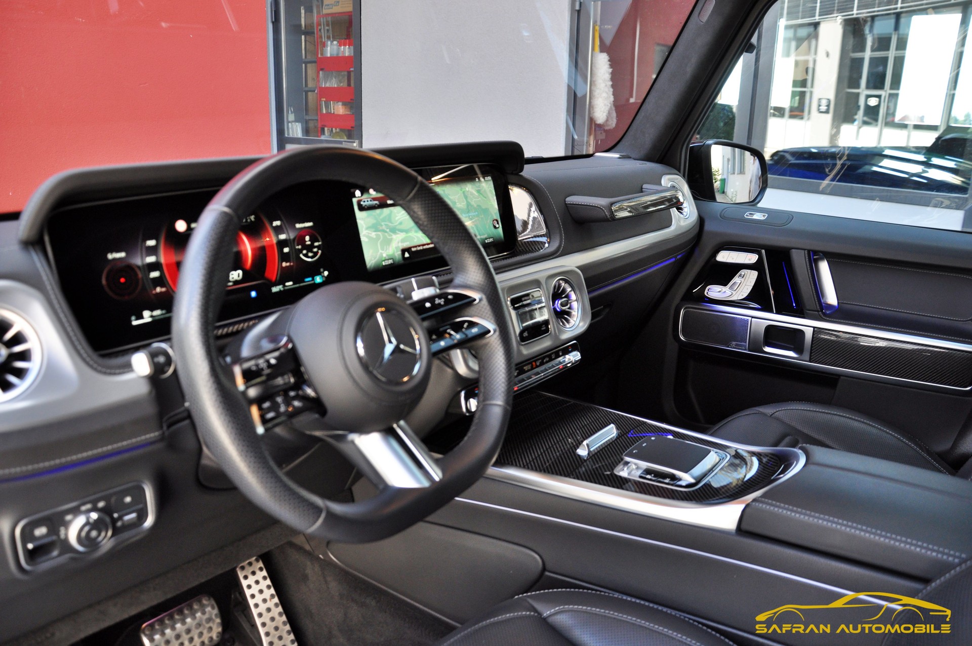 MERCEDES-BENZ G 450d 9G-Tronic-image-7