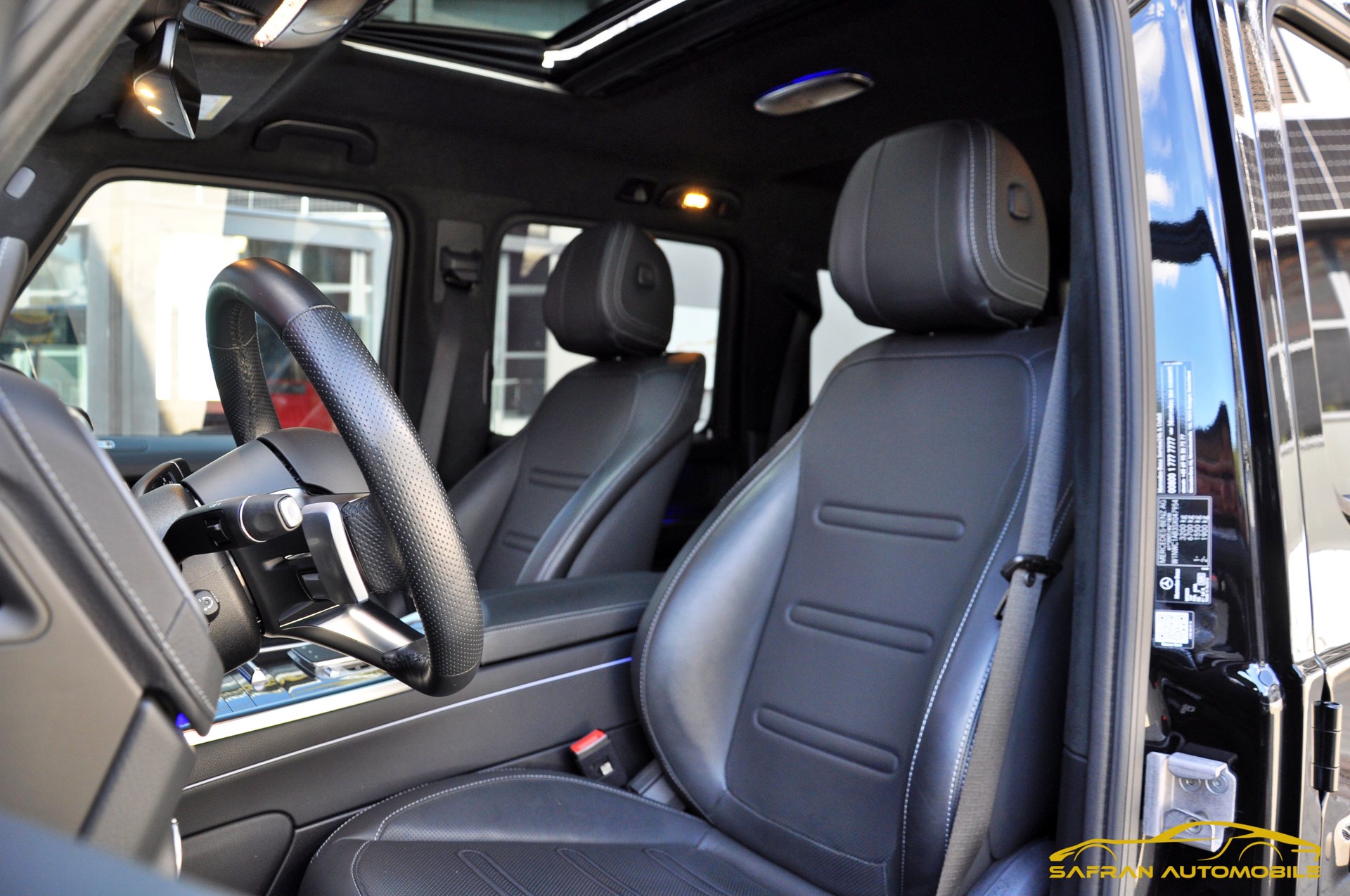 MERCEDES-BENZ G 450d 9G-Tronic-image-8