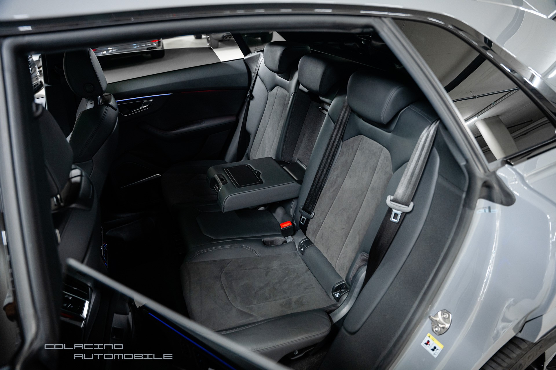 AUDI RSQ8 quattro tiptronic-image-15