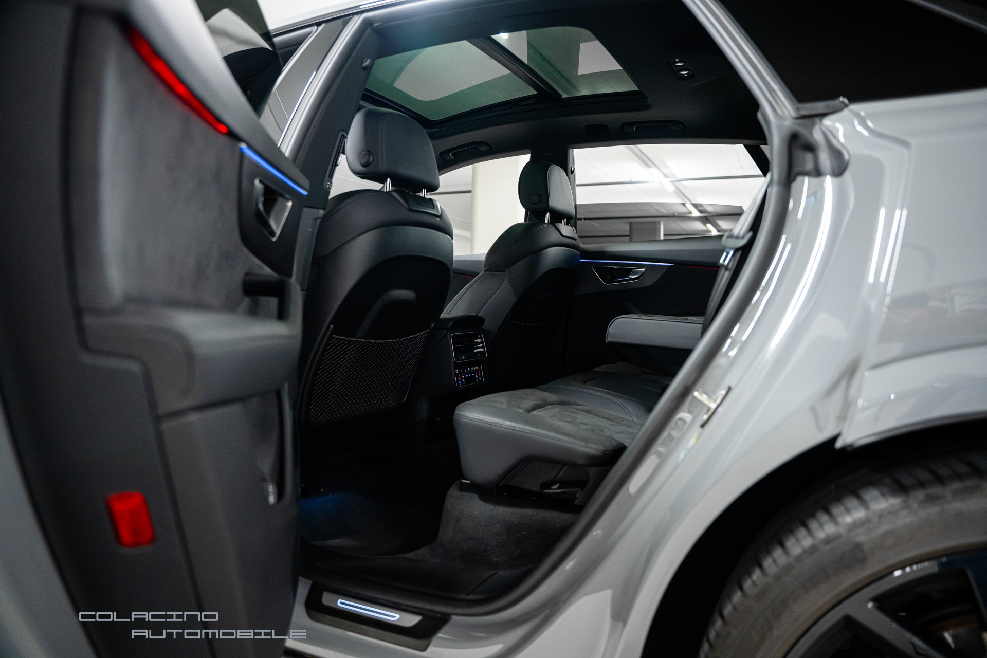 AUDI RSQ8 quattro tiptronic-image-16