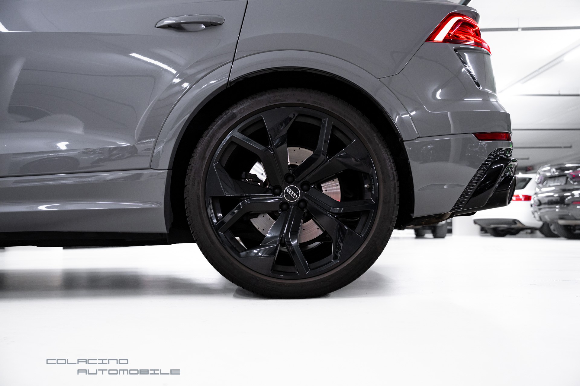 AUDI RSQ8 quattro tiptronic-image-10