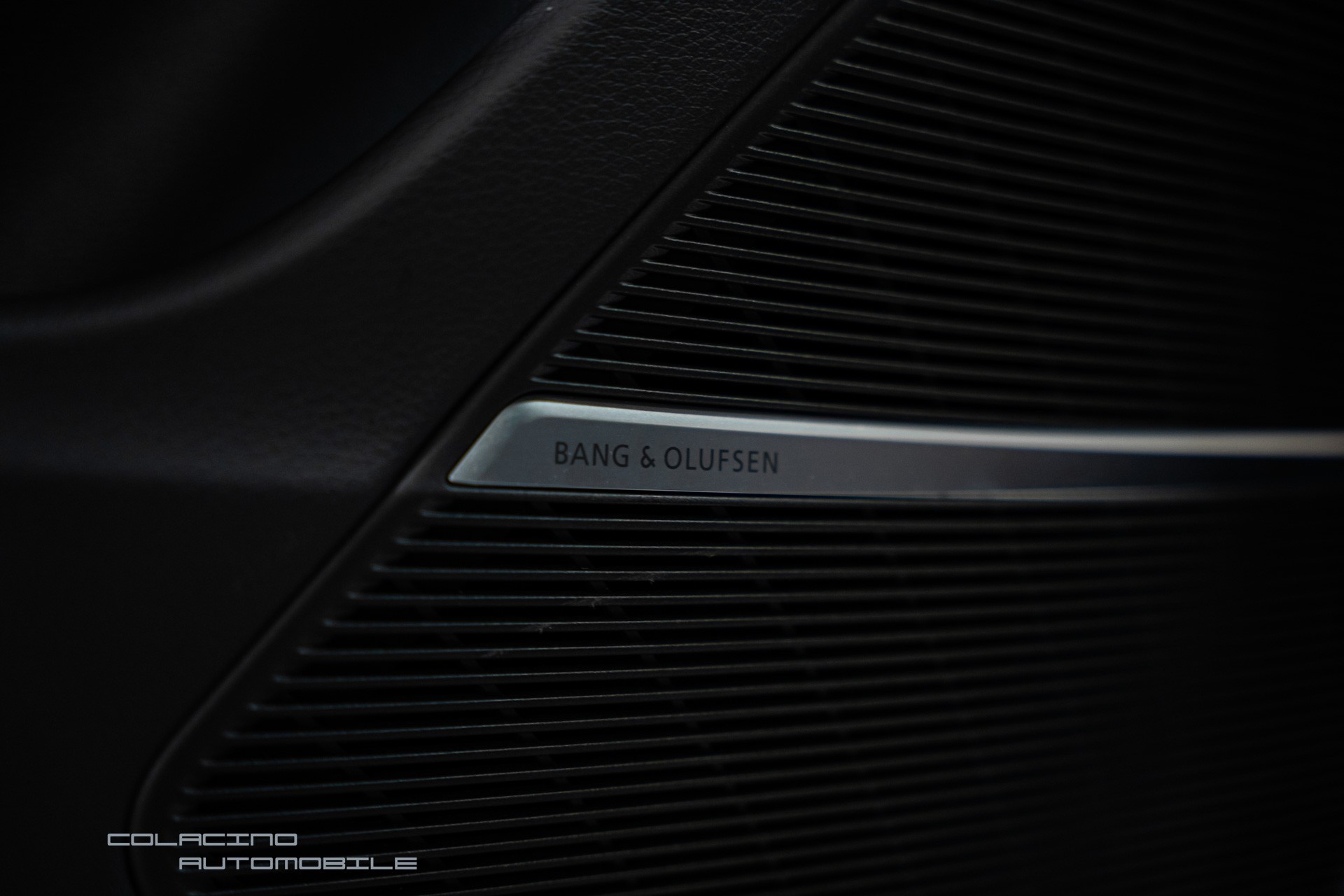 AUDI RSQ8 quattro tiptronic-image-21