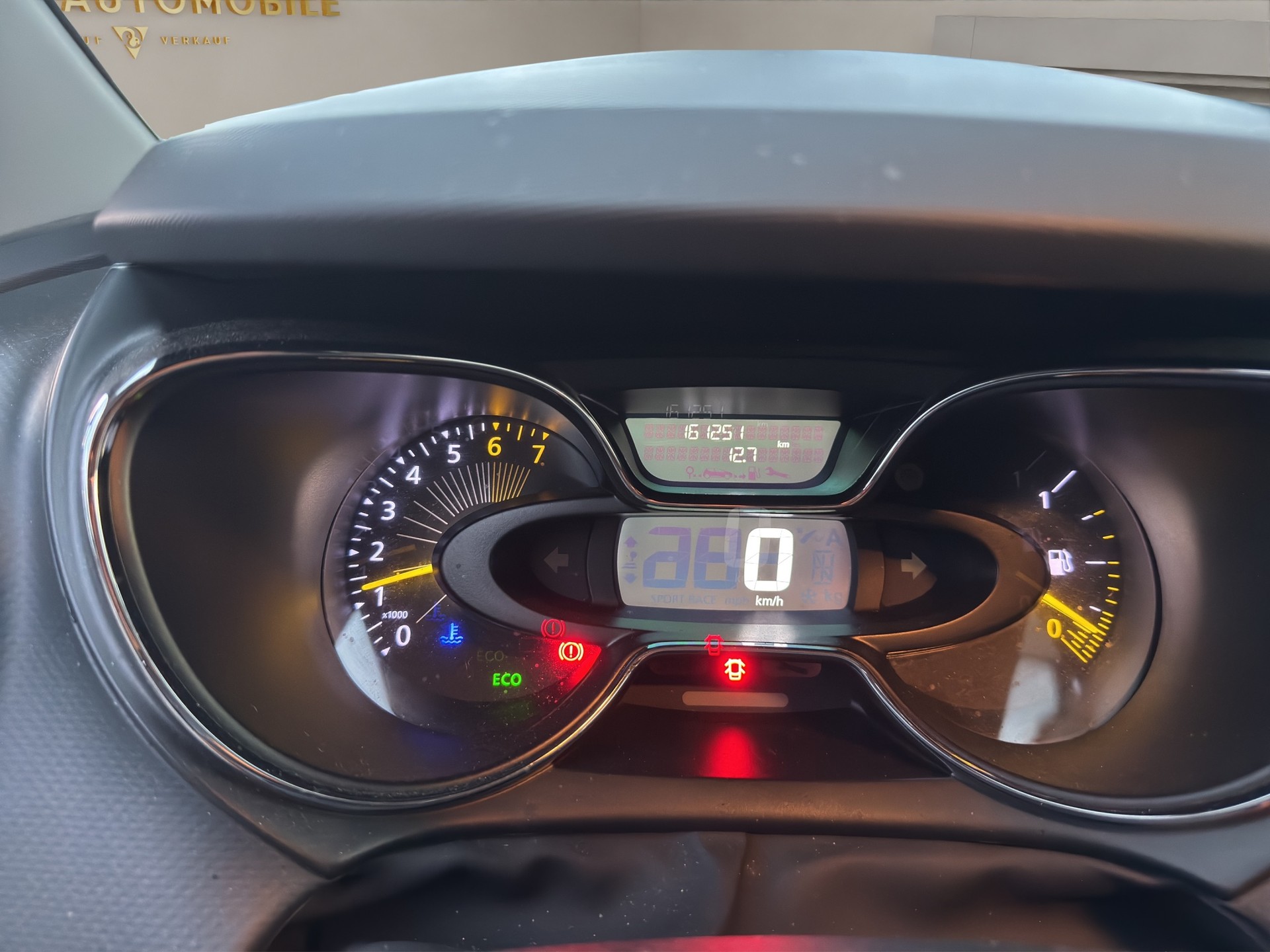 RENAULT Captur 0.9 12V Dynamique-image-7