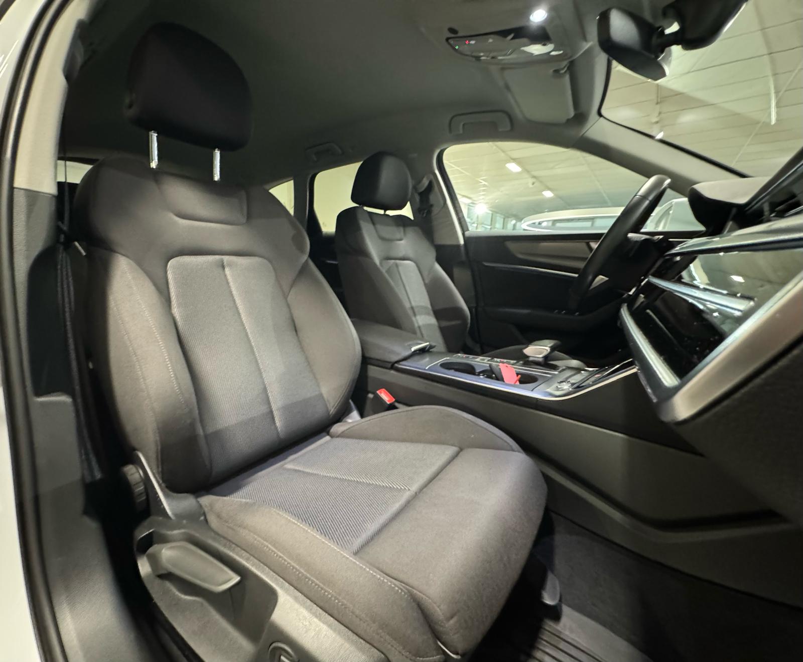 AUDI A6 Avant 2.0 40 TDI Sport quattro S-Tronic-image-11