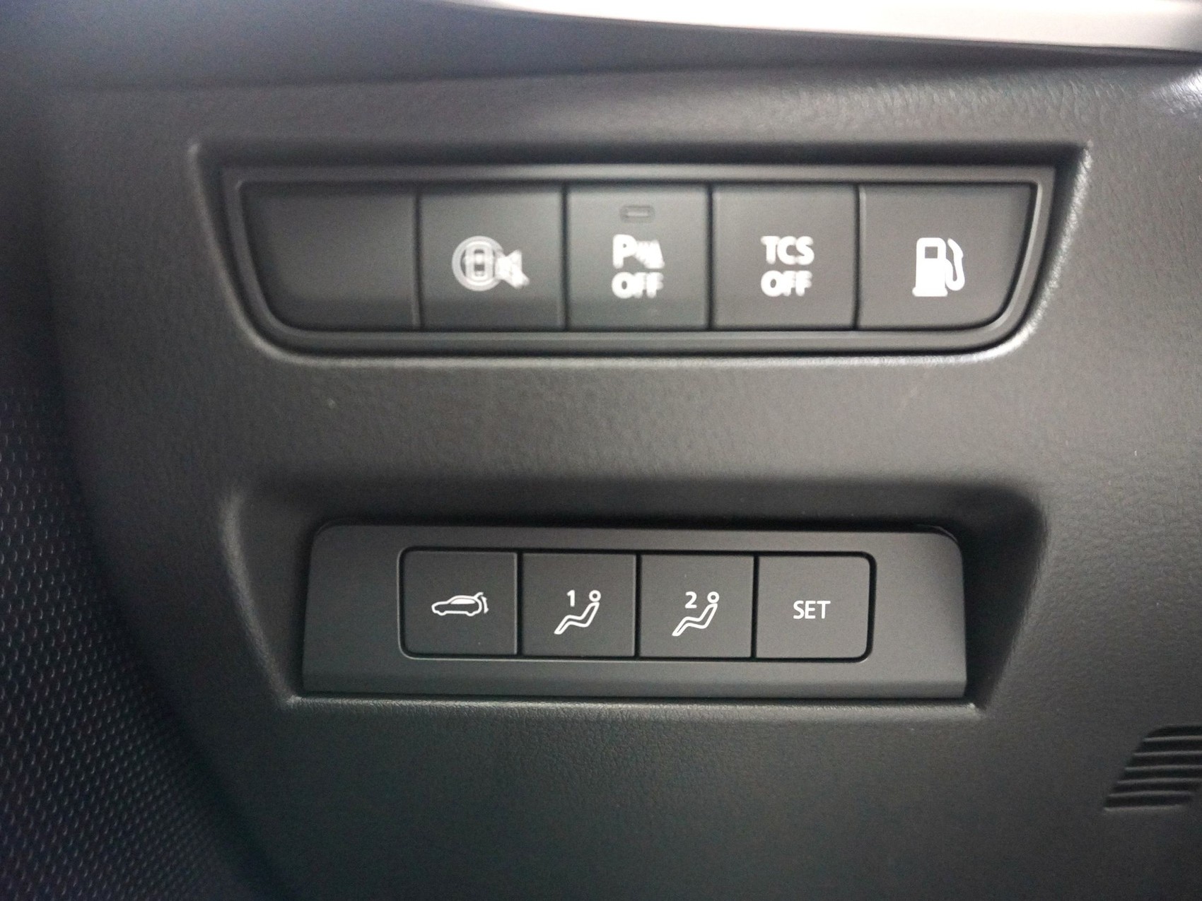MAZDA CX-60 2.5 PHEV Homura Plus-image-18