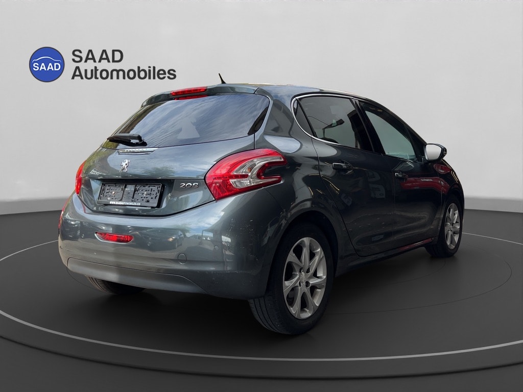 PEUGEOT 208 1.6 VTI Intuitive-image-5