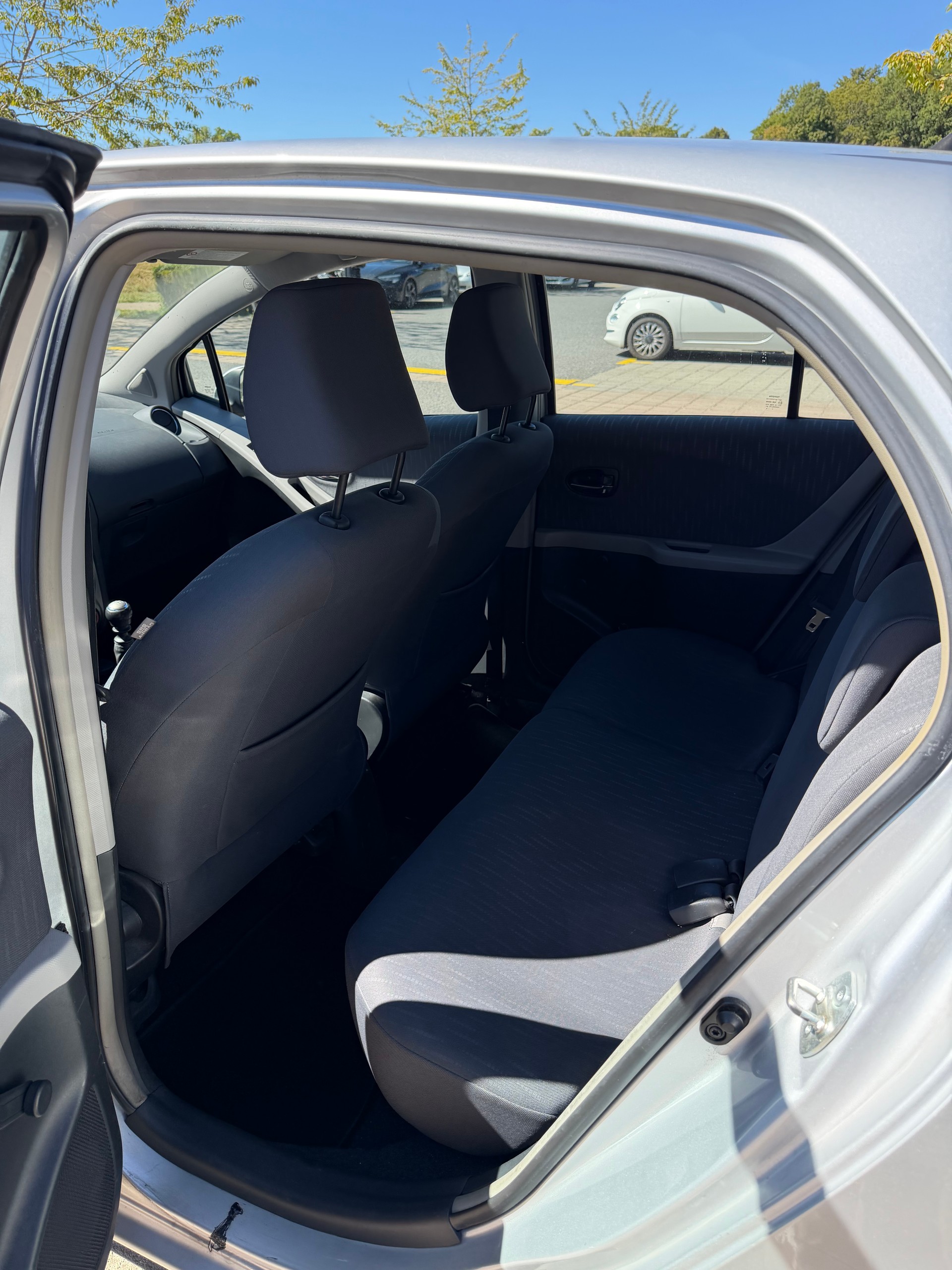 TOYOTA 1.33 VVT-i Linea Luna-image-4