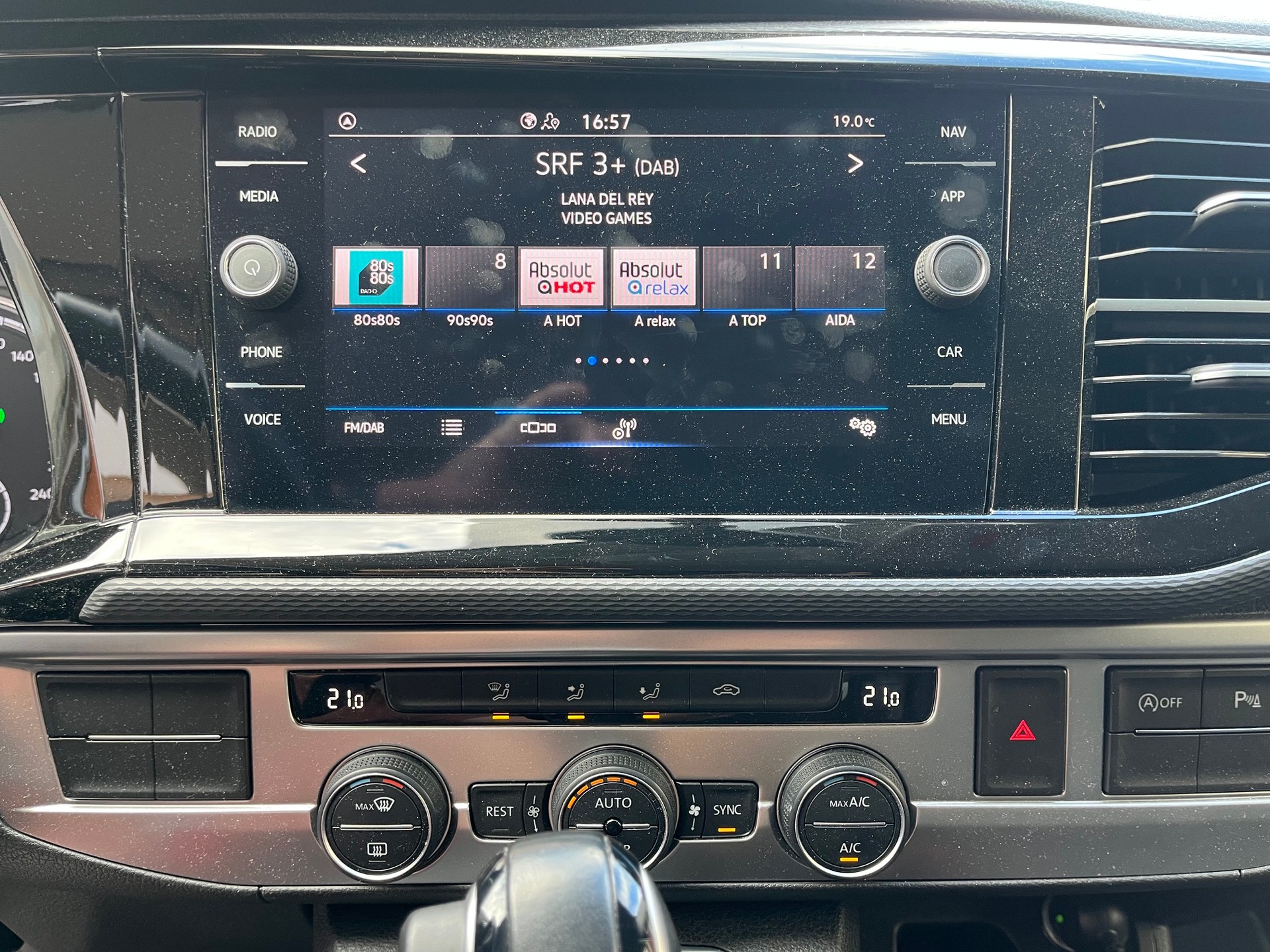VW 2.0 TDI 150 Trendline DSG-image-7