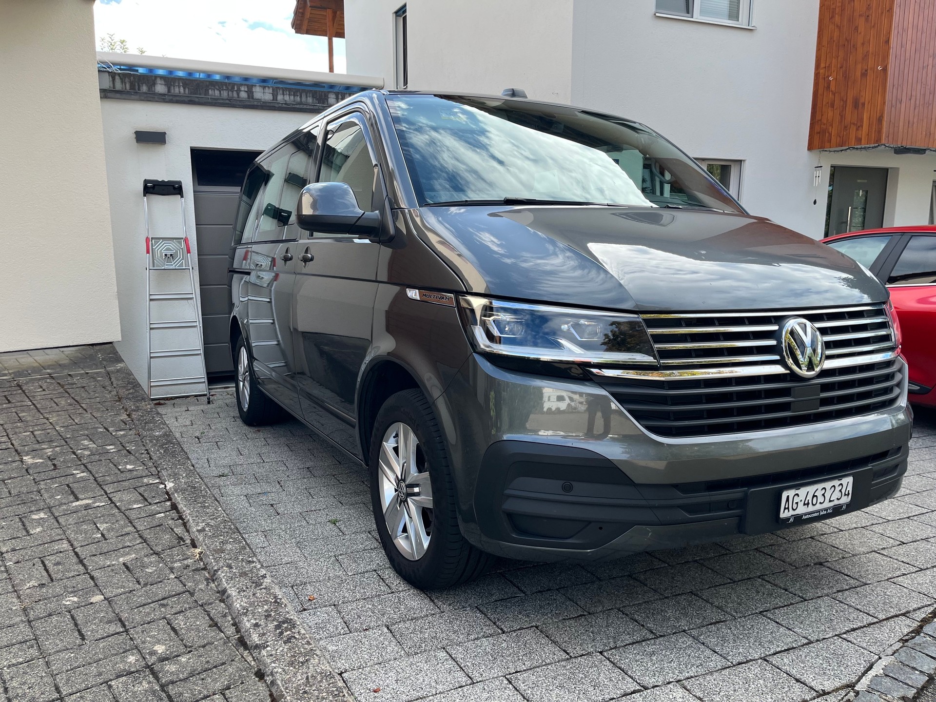 VW 2.0 TDI 150 Trendline DSG-image-2
