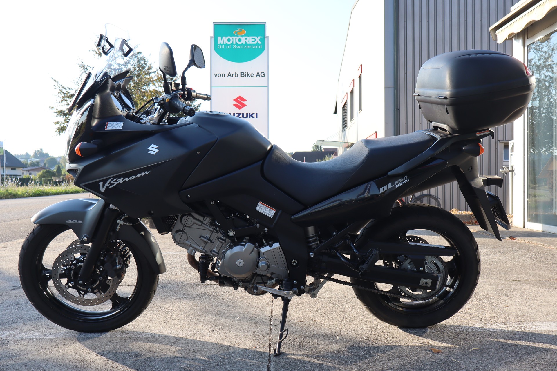 SUZUKI DL 650 V-Strom ABS-showroom-element-3
