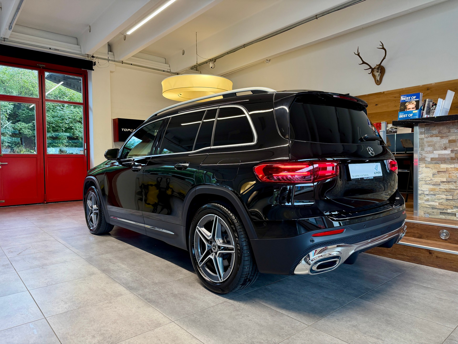 MERCEDES-BENZ GLB 250 4Matic 8G-Tronic AMG LINE-image-3