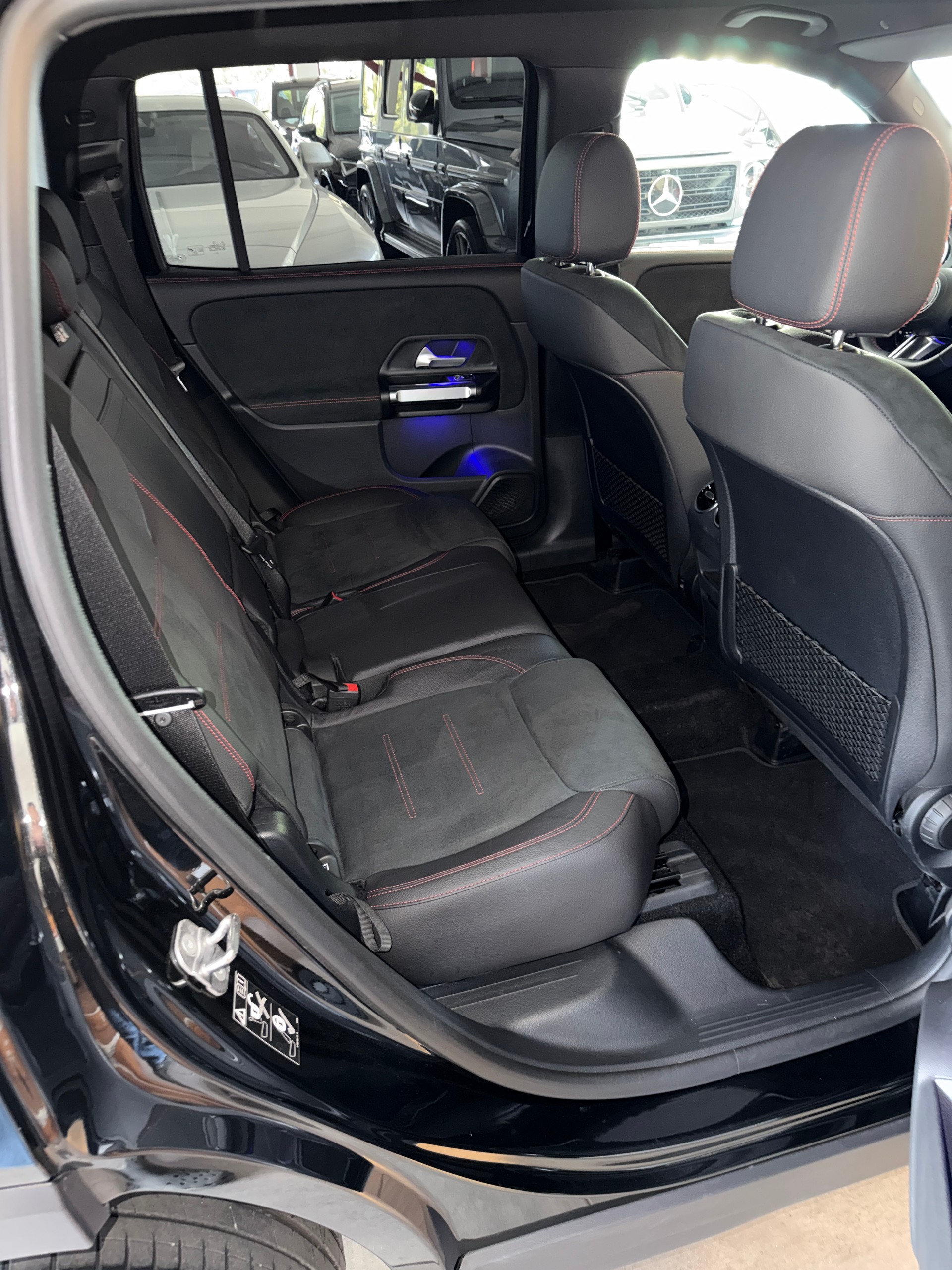 MERCEDES-BENZ GLB 250 4Matic 8G-Tronic AMG LINE-image-12