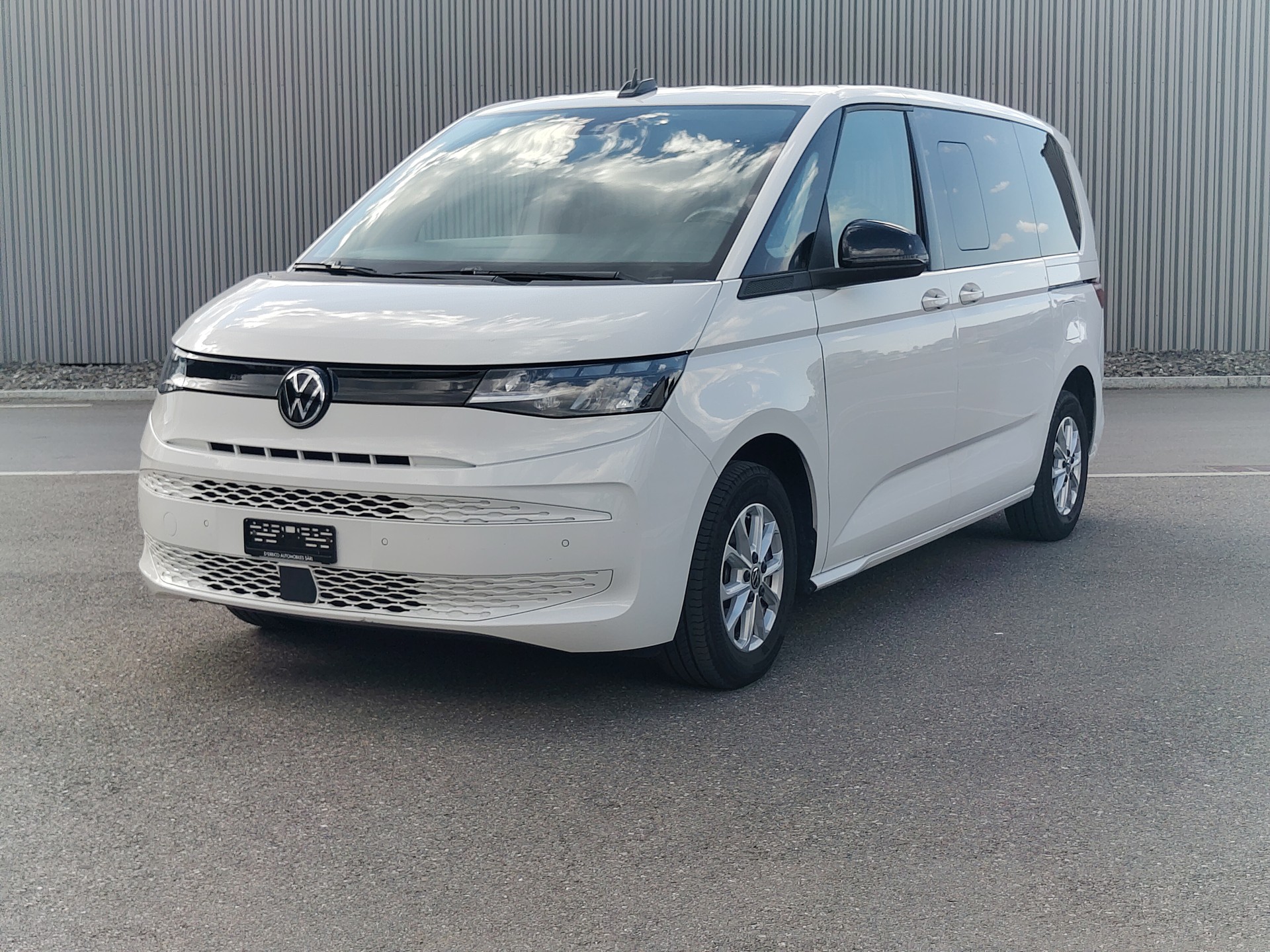 VW Multivan 1.5 TSI Liberty DSG-image-1