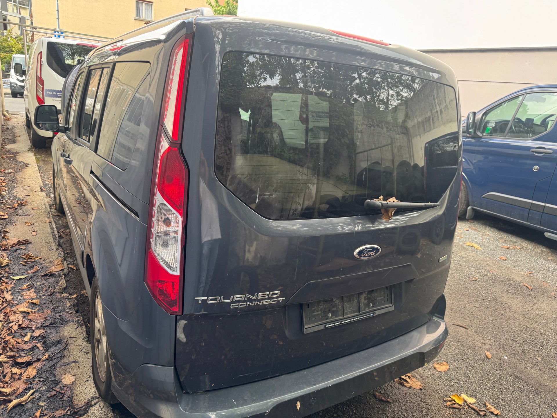 FORD Tourneo Connect 1.6 SCTi Titanium Automatic-image-4
