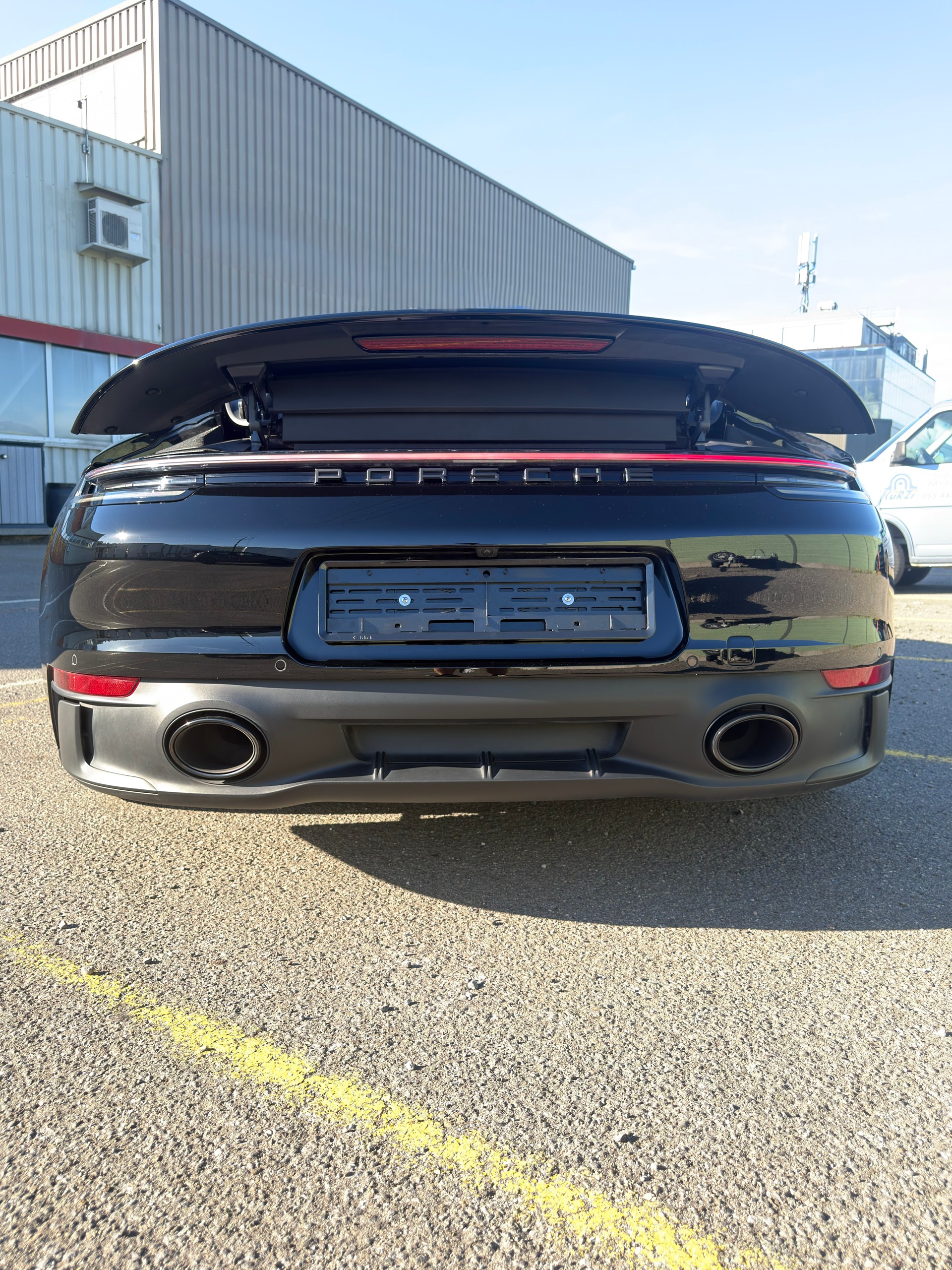 PORSCHE Carrera 4 GTS-image-6
