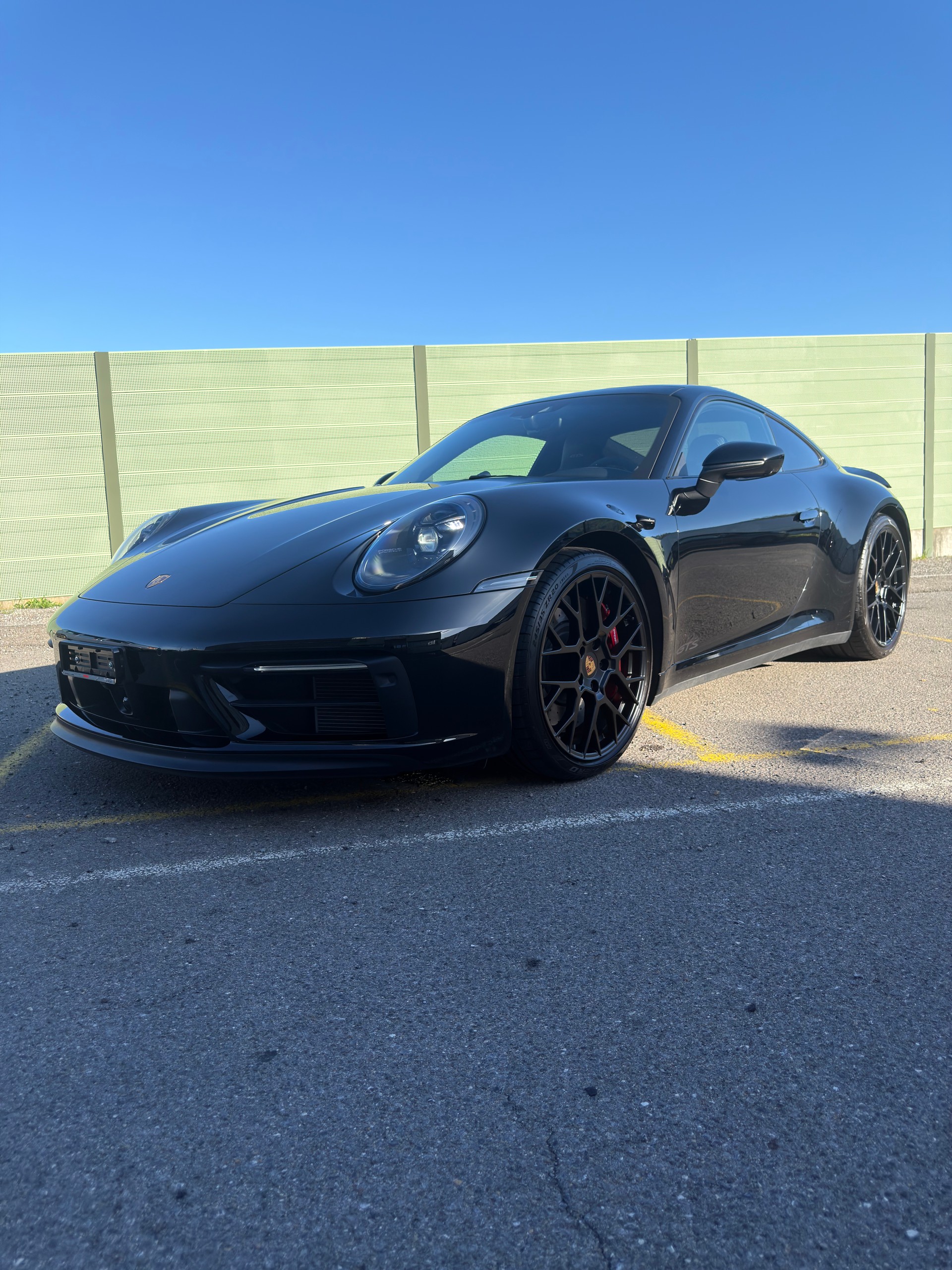 PORSCHE Carrera 4 GTS-image-2