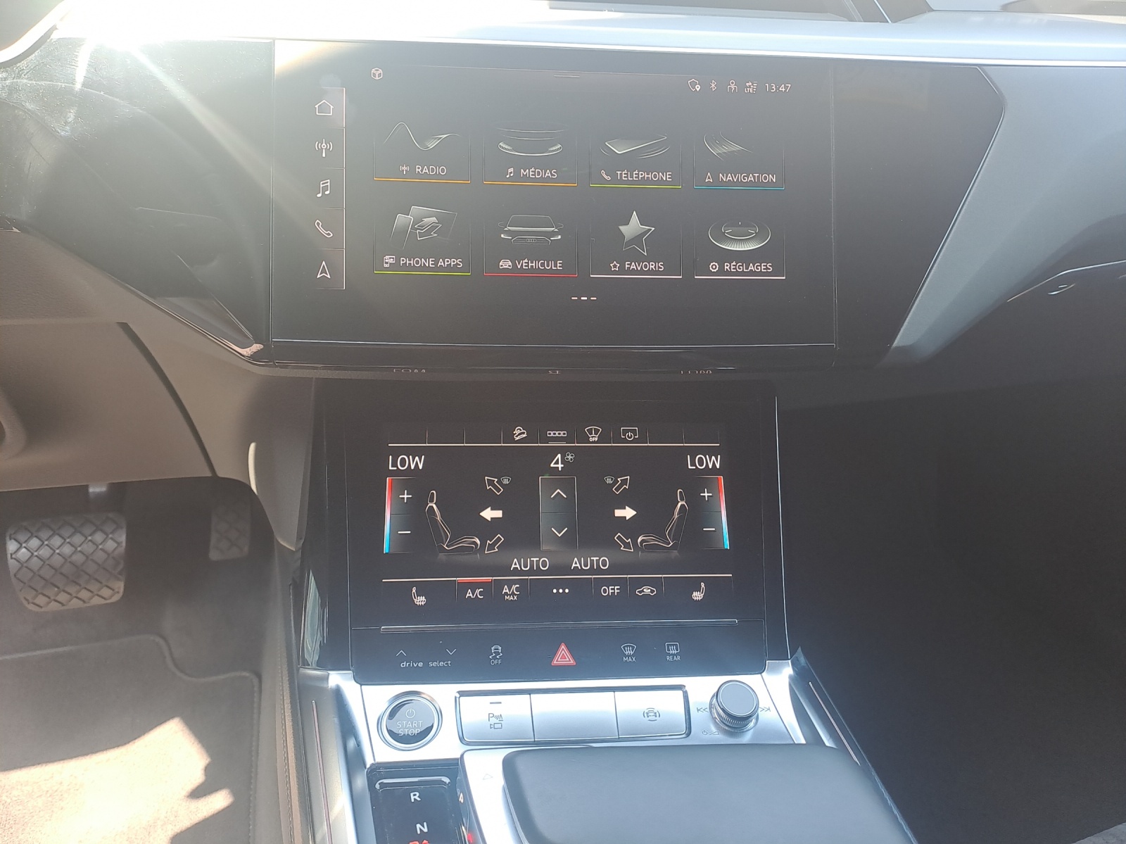 AUDI e-tron 55 Sportback S Line quattro-image-11