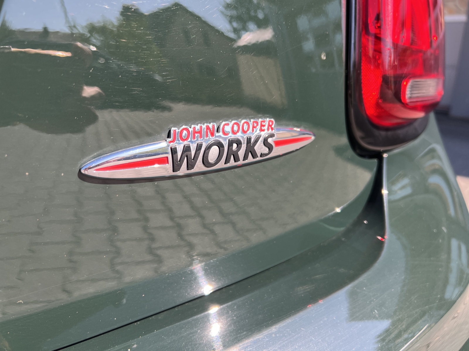 MINI Cooper John Cooper Works Cabriolet Steptronic-image-15