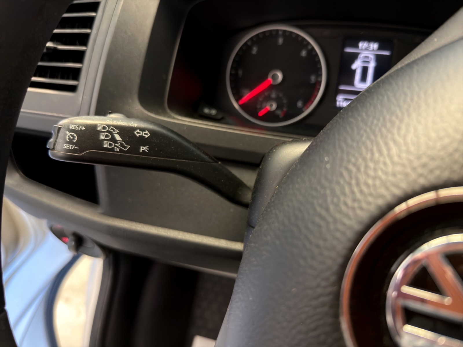 VW T6 2.0 TDI-image-9
