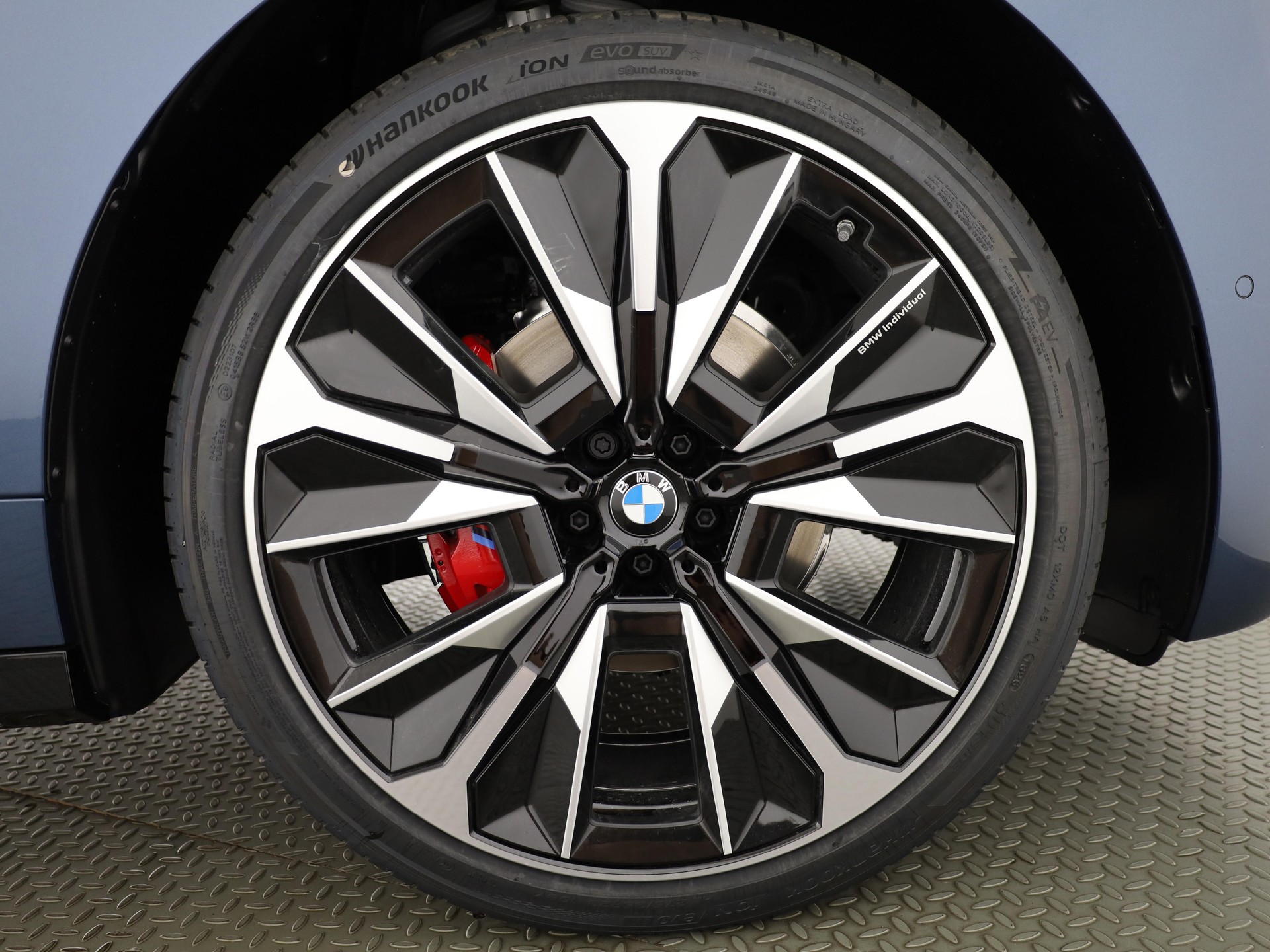 BMW iX I20 xDrive60-image-5