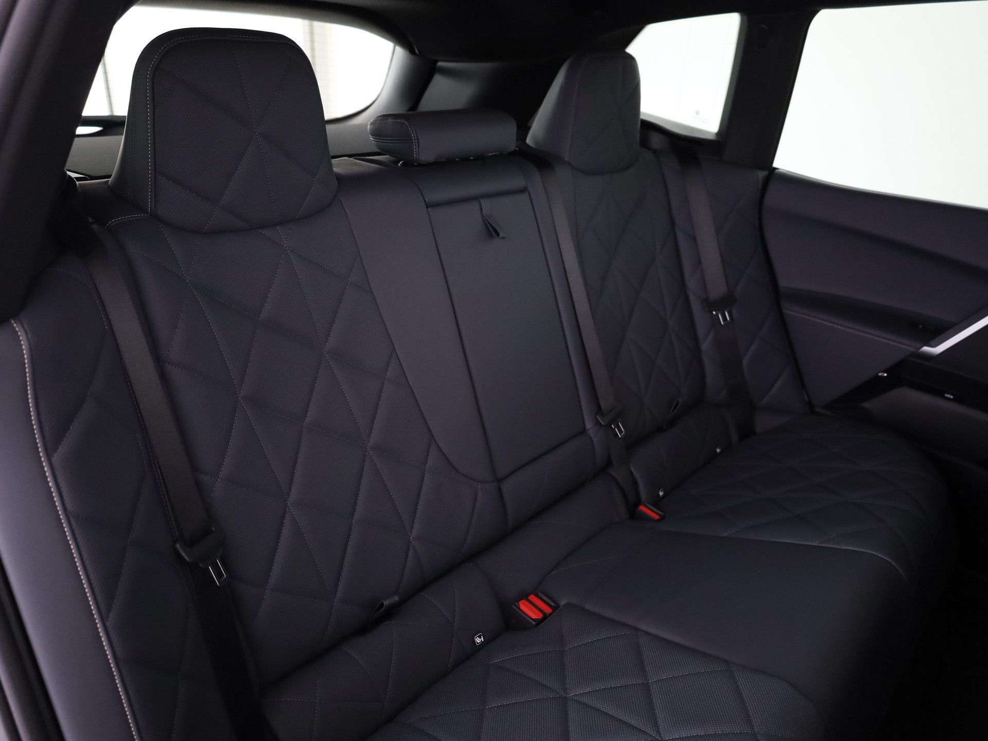 BMW iX I20 xDrive60-image-17