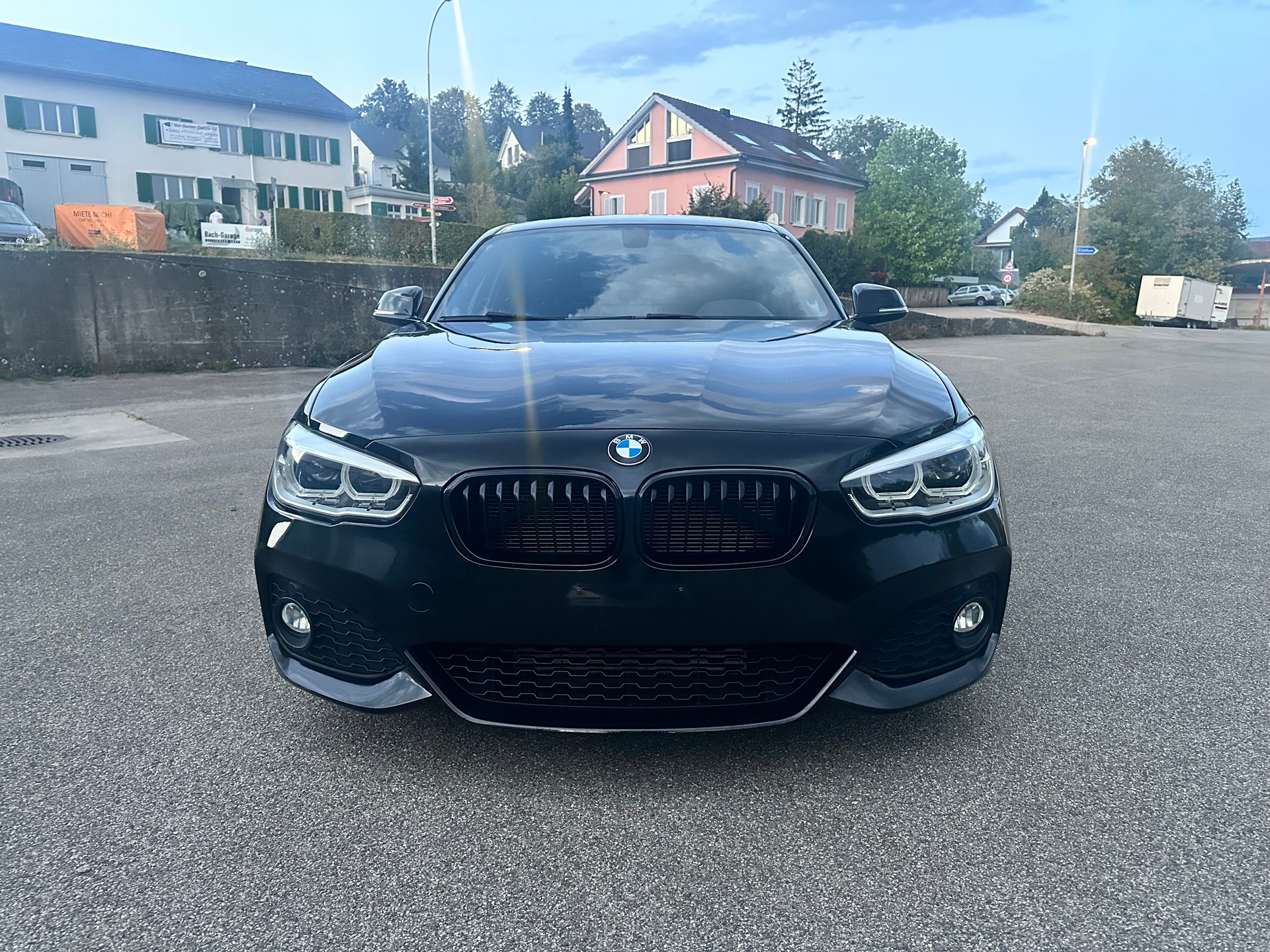 BMW 120i M Sport-image-3