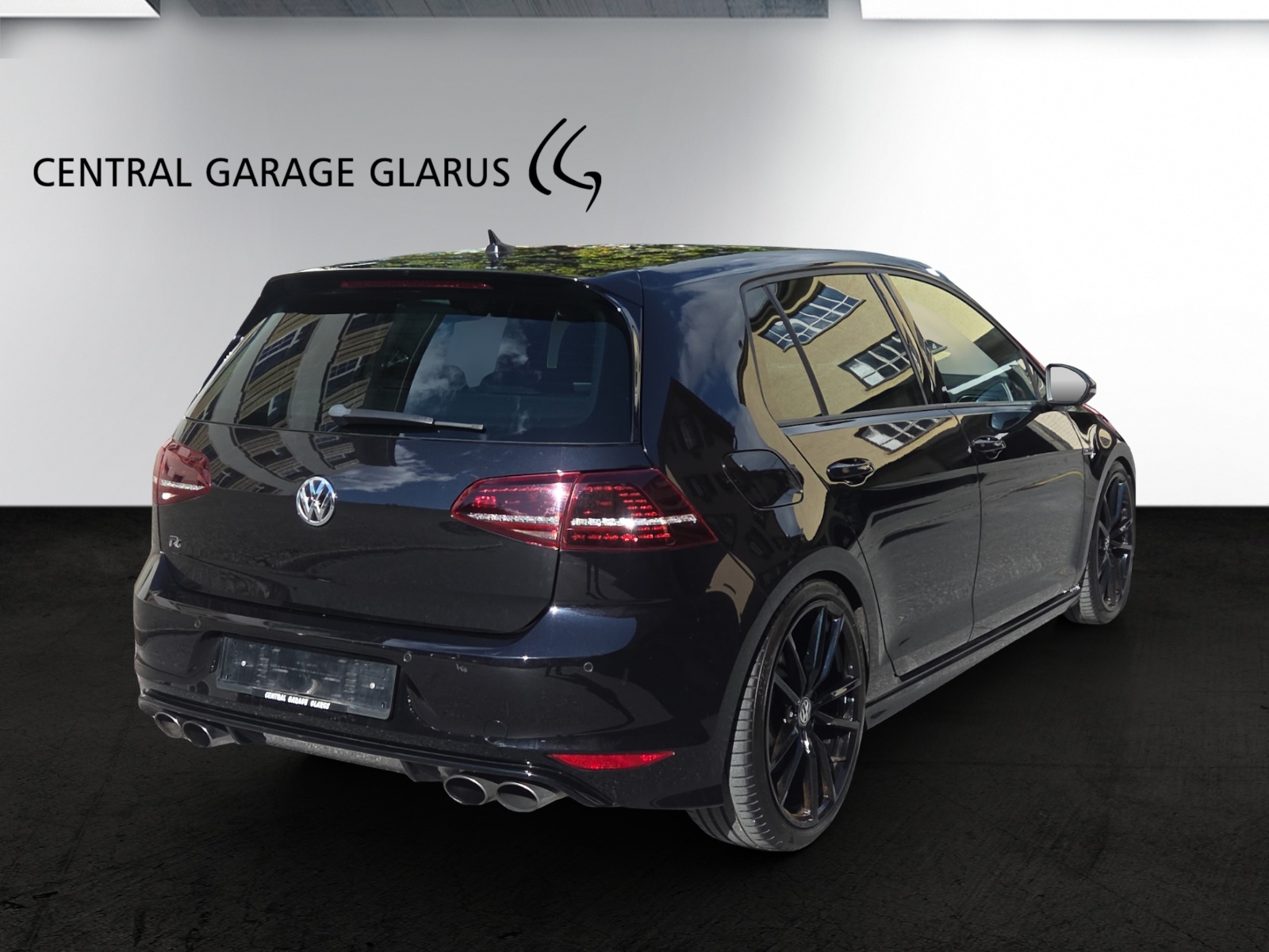 VW Golf 2.0 TSI R 4Motion DSG-image-5