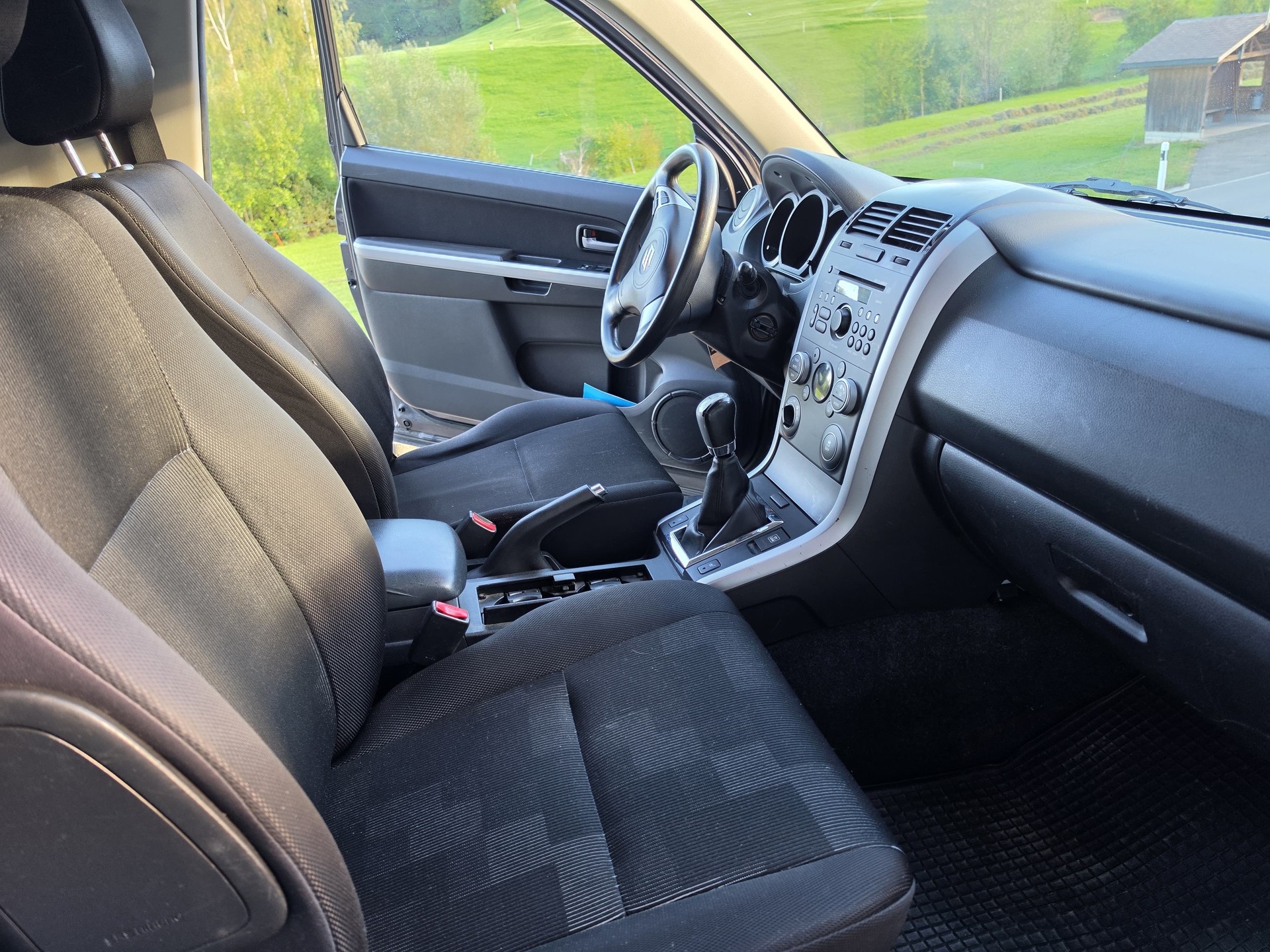 SUZUKI GRAND VITARA-image-3