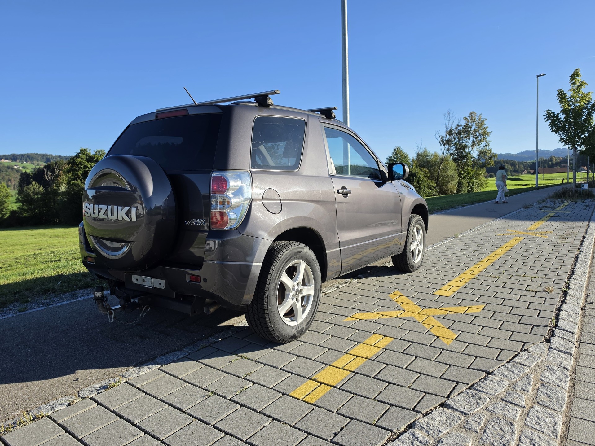 SUZUKI GRAND VITARA-image-1