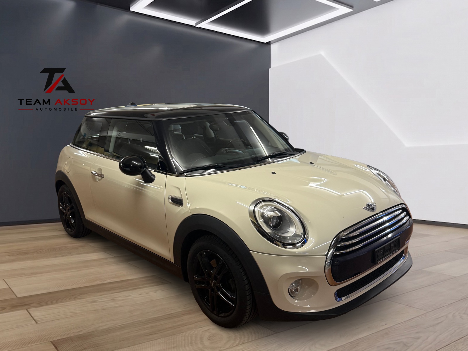 MINI Cooper Steptronic-showroom-element-2