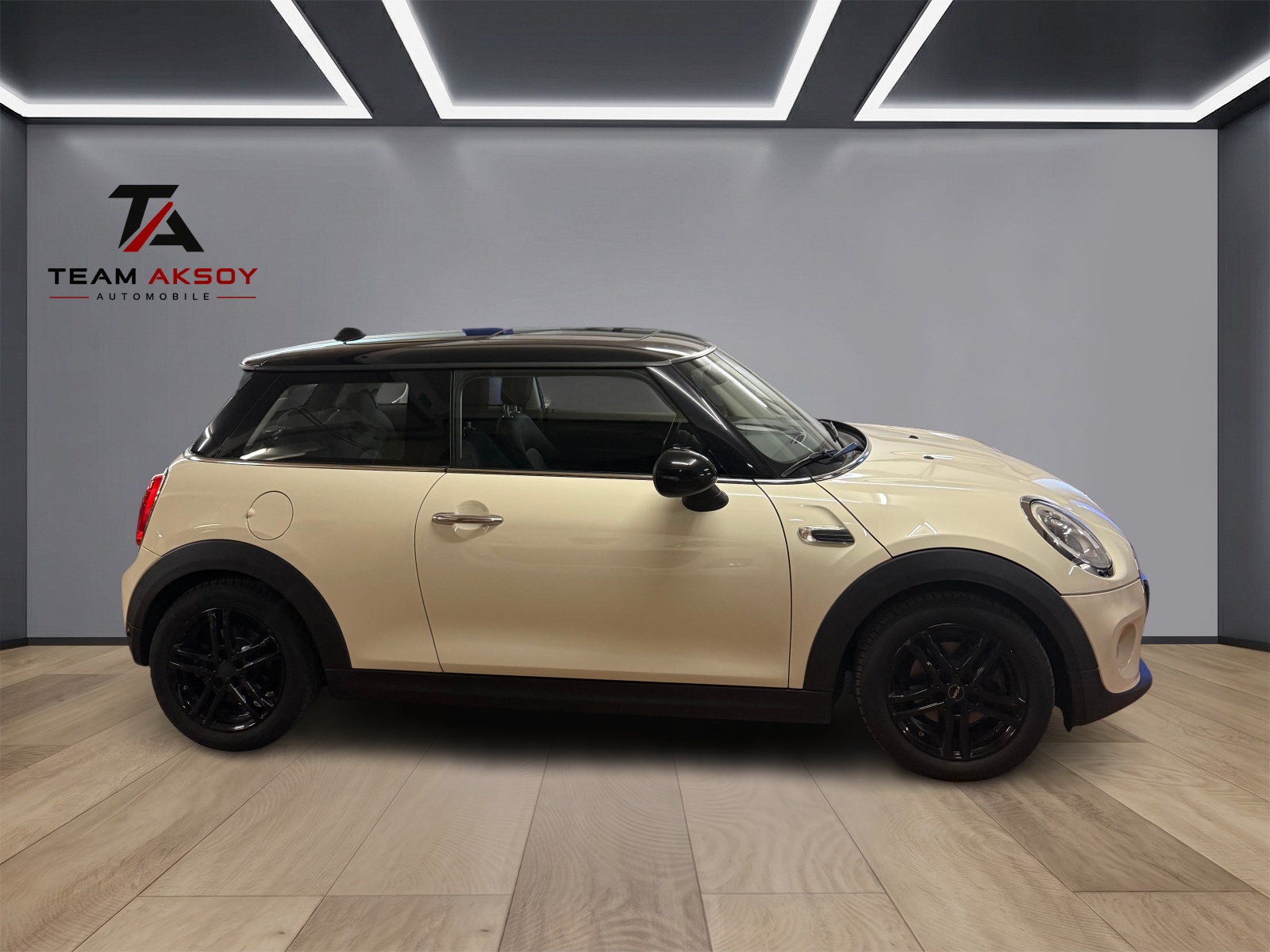 MINI Cooper Steptronic-showroom-element-3
