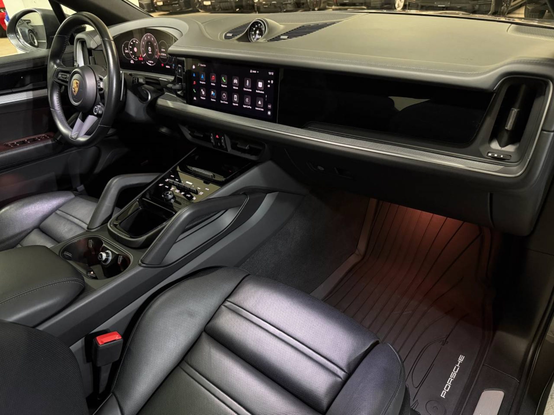PORSCHE Cayenne S Coupe-image-15