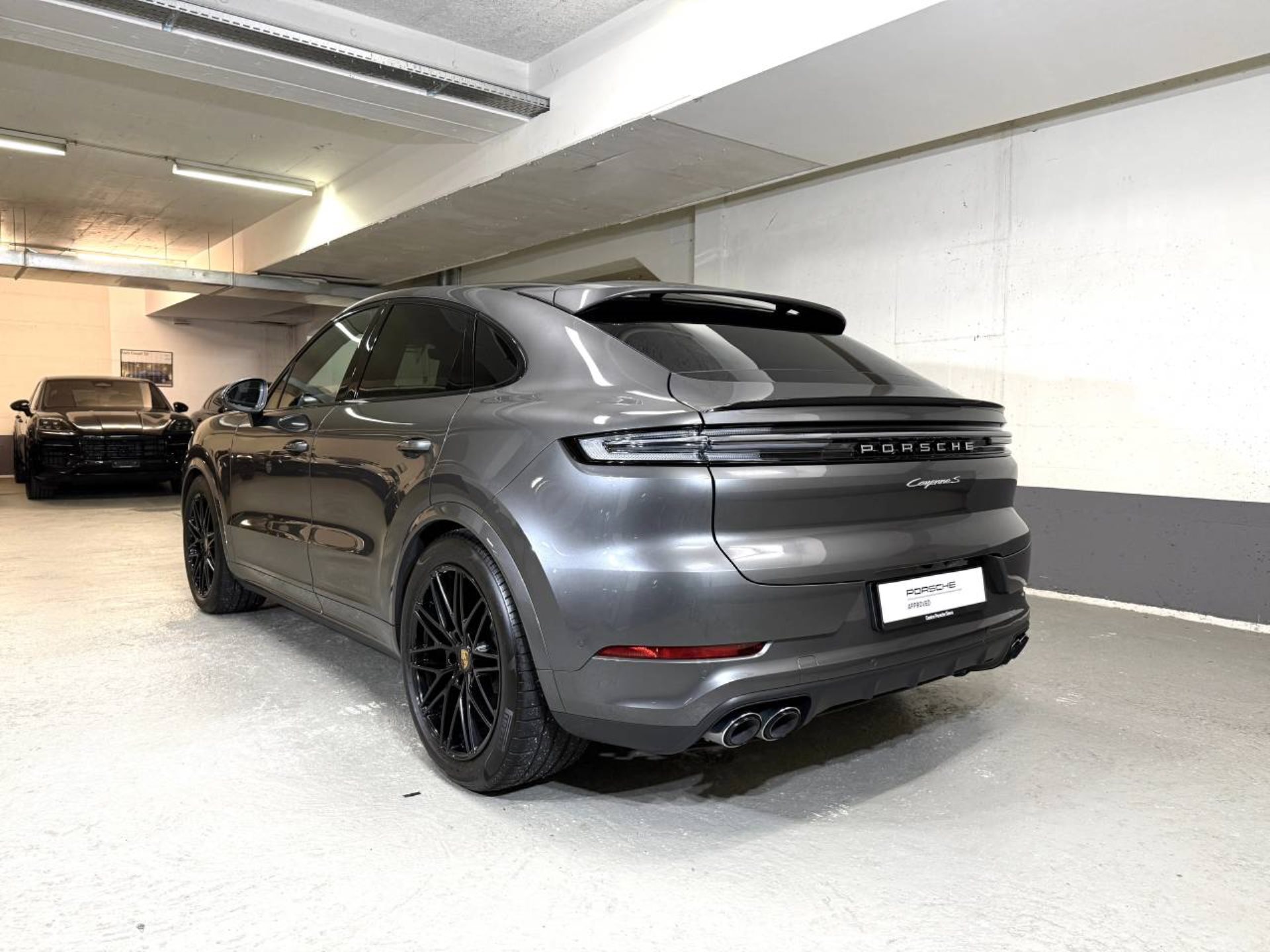 PORSCHE Cayenne S Coupe-image-2